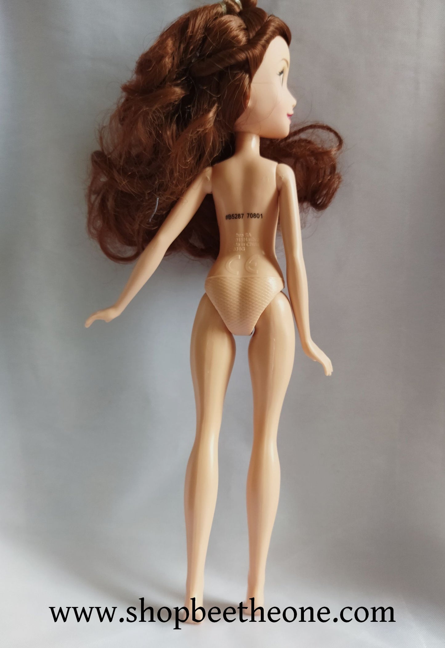 Disney Princesses Belle Poussière d'étoiles (Royal Shimmer) réédition - Hasbro 2016 - Poupée - Vêtement - Chaussures