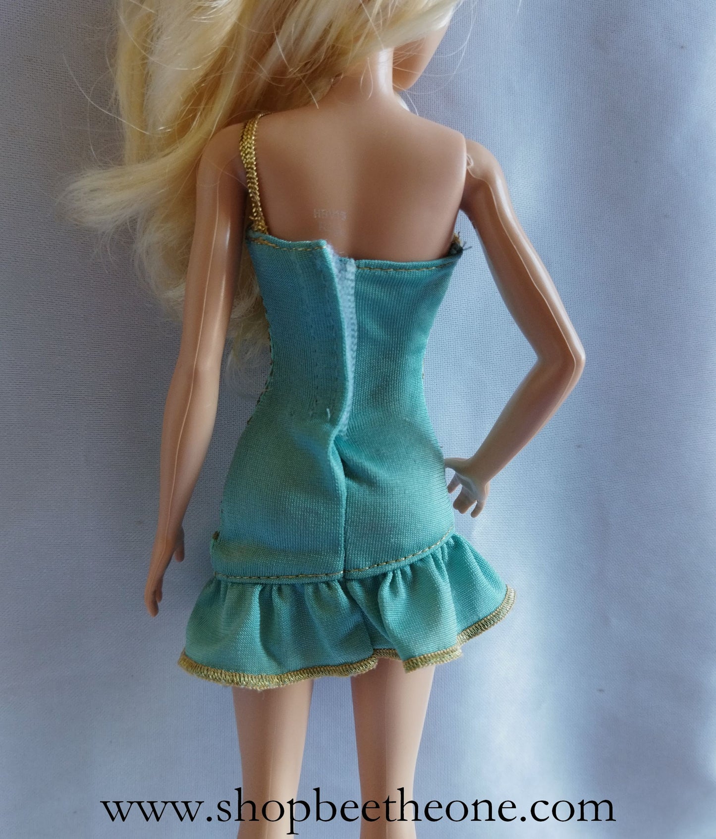 Barbie Fashionistas Habillage Glam R4278 - Mattel 2010 - Robe