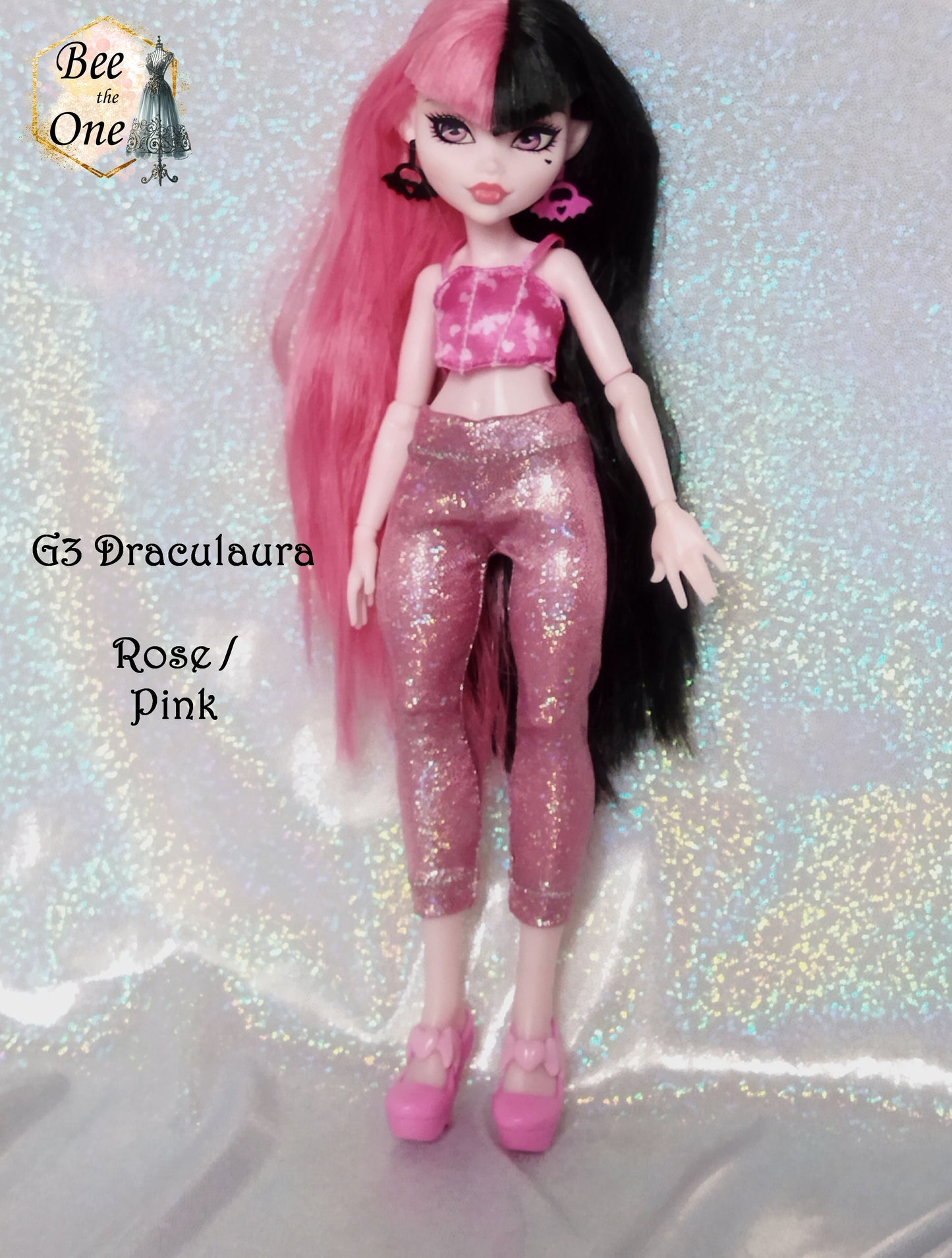 Pantalon collant leggings 7/8 imprimé holographique pour poupées Monster High - 6 tailles - 13 coloris - Collection Basics - par Bee the One