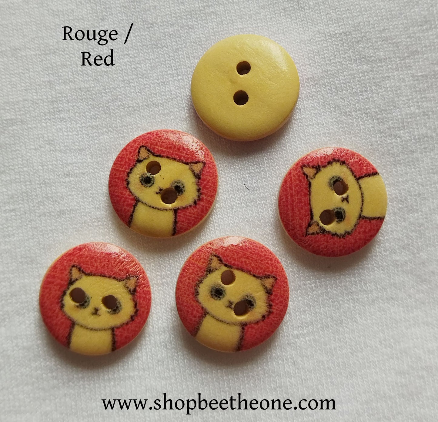 Bouton rond "Petit Chat moucheté" en bois - 15 mm - 9 coloris disponibles