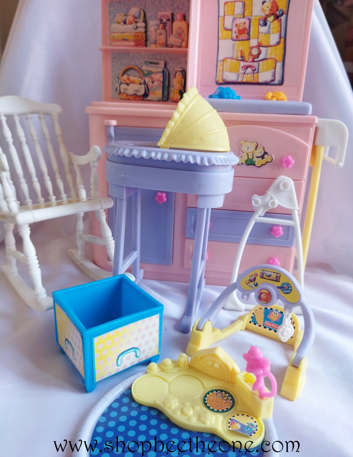 Barbie La Famille du Bonheur (Happy Family) Neighborhood Nursery - Mattel 2004 - Accessoire