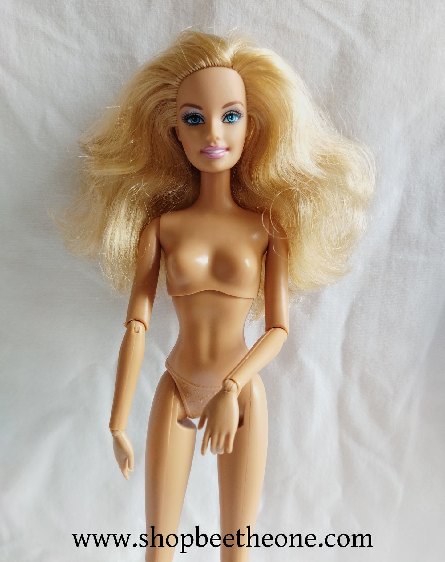 Barbie Fashionistas Girly 100 + Poses #R9880 - Mattel 2009 - Poupée nue