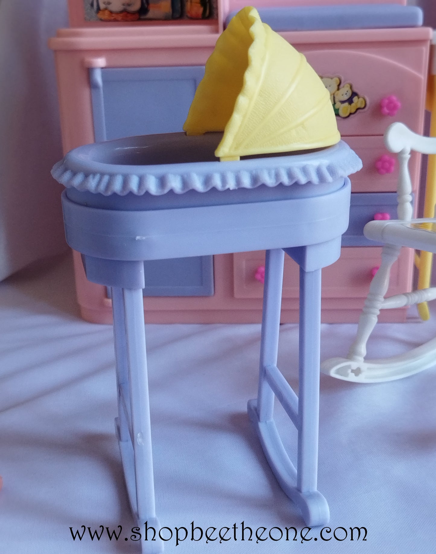 Barbie La Famille du Bonheur (Happy Family) Neighborhood Nursery - Mattel 2004 - Accessoire