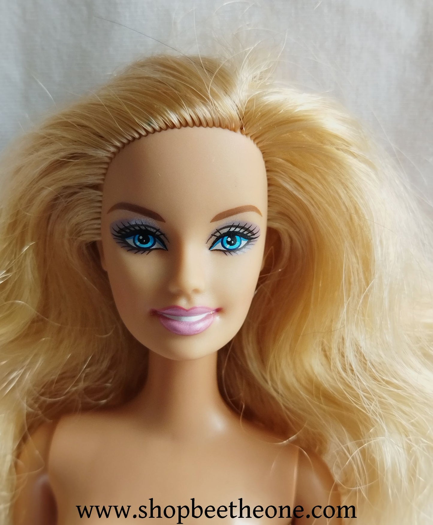 Barbie Fashionistas Girly 100 + Poses #R9880 - Mattel 2009 - Poupée nue