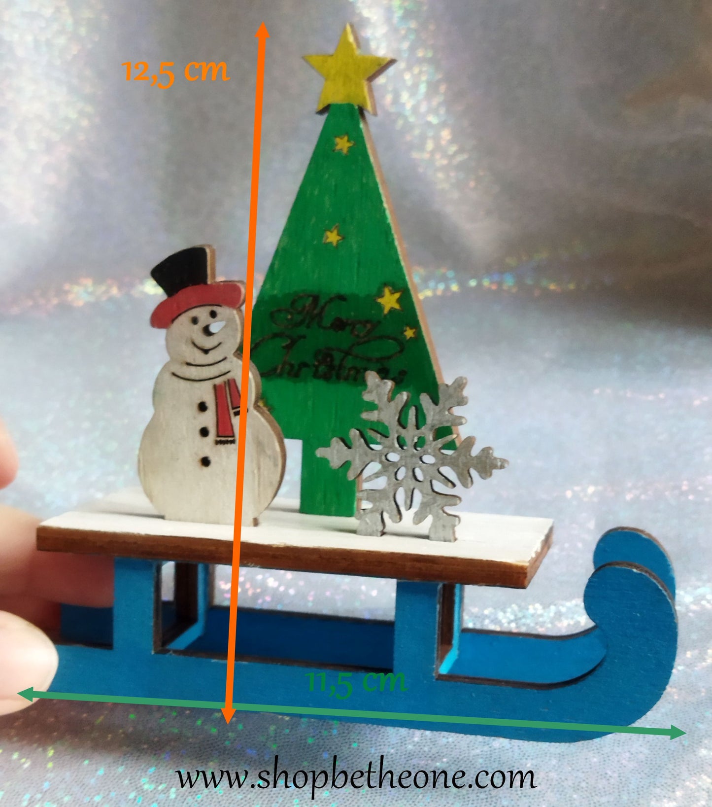 Décoration de Noël Sujet Traineau en bois peint avec éléments assortis - par Bee the One