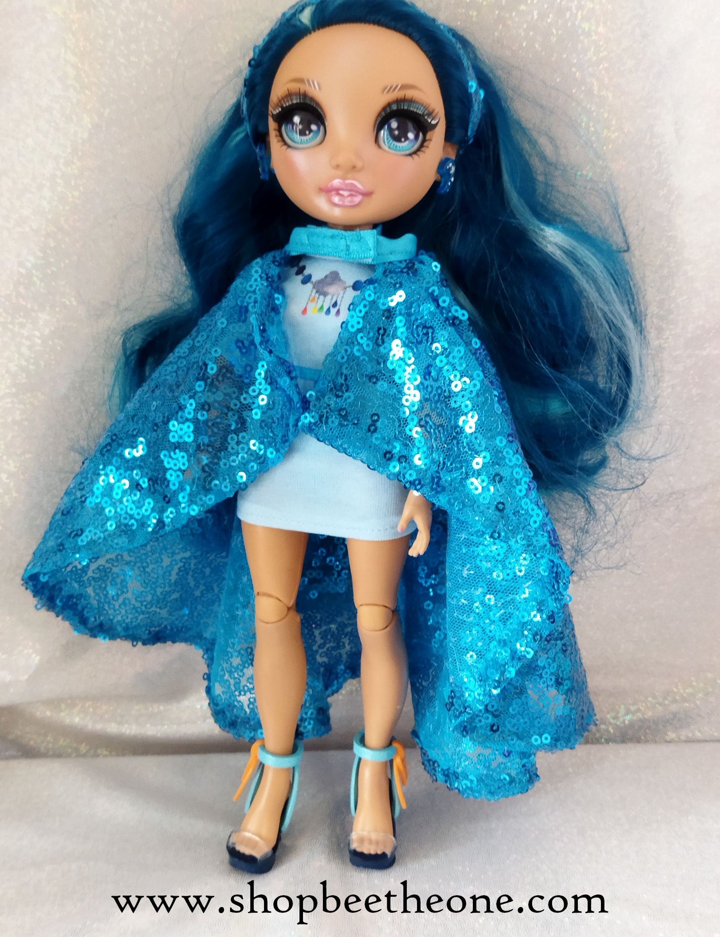 Fashion pack Robe à imprimé collier + Jupon amovible + Bandeau de cheveux pour poupées Rainbow High - 2 coloris - Collection Glitter Party - par Bee the one
