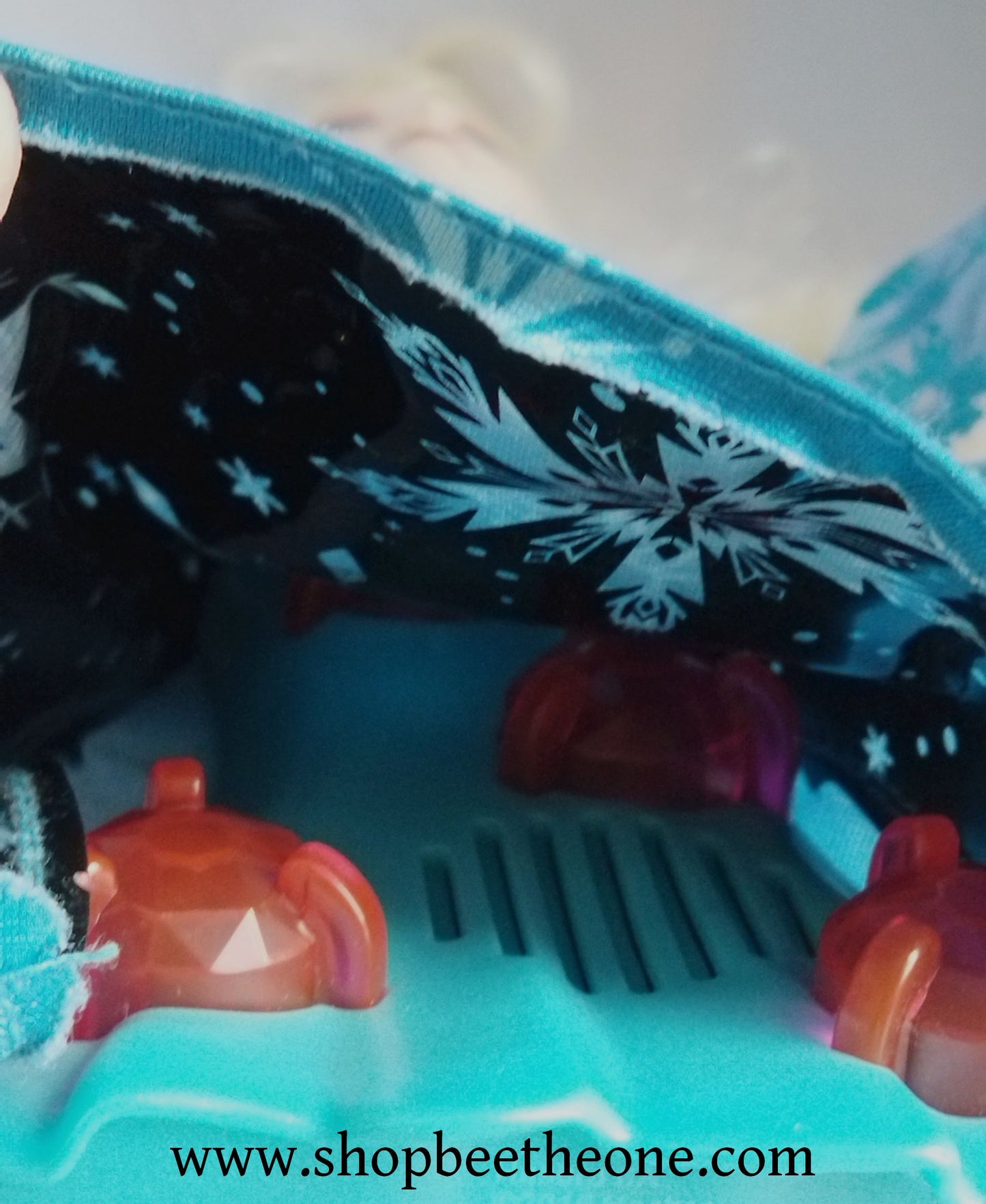 La Reine des Neiges Elsa Musical Lights - Hasbro 2016 - Poupée musicale et lumineuse - Chaussures