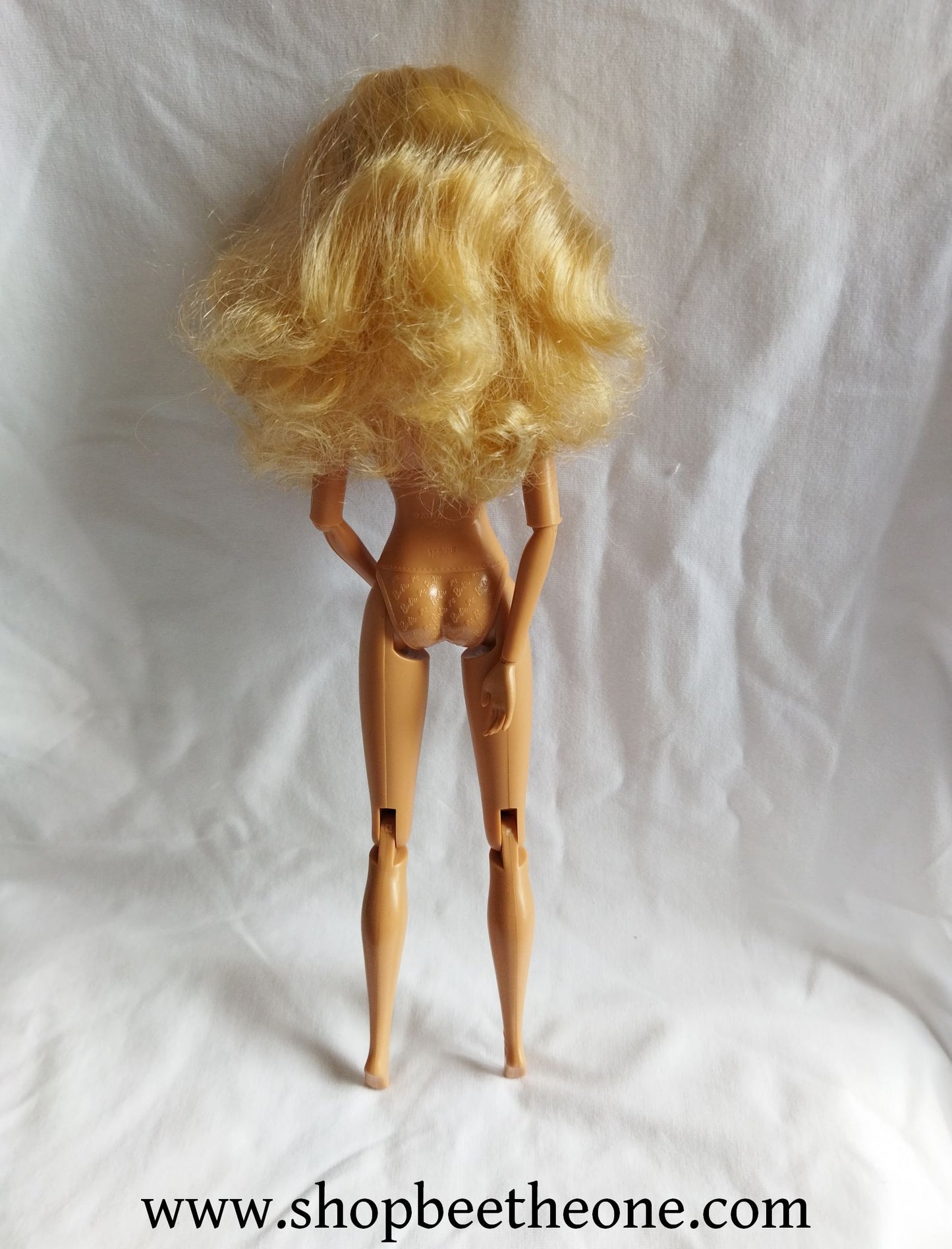 Barbie Fashionistas Girly 100 + Poses #R9880 - Mattel 2009 - Poupée nue