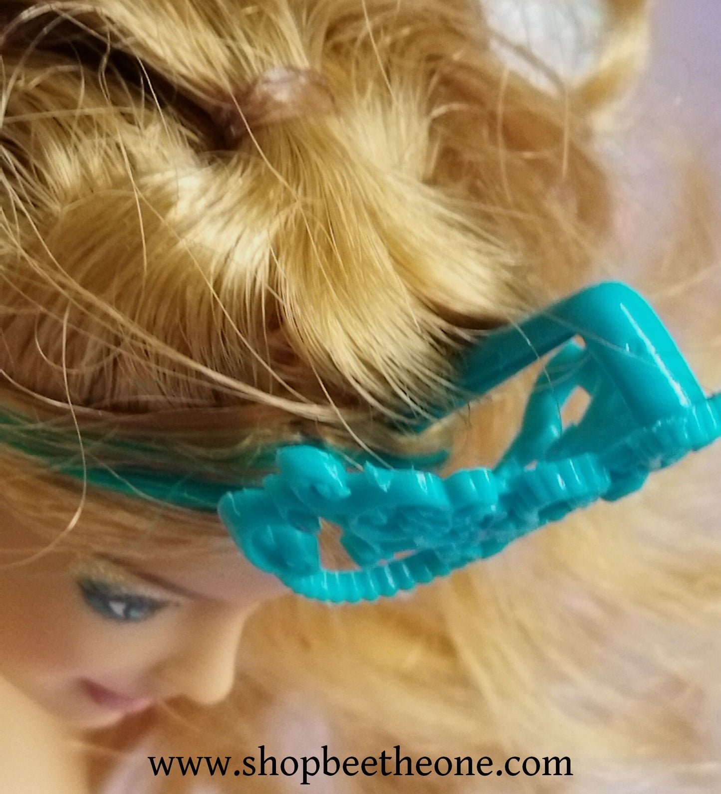 Barbie et les Trois Mousquetaires (Barbie and the 3 Musketeers) - Aramina 2-en-1 - Mattel 2009 - Poupée - Vêtement - Chaussures