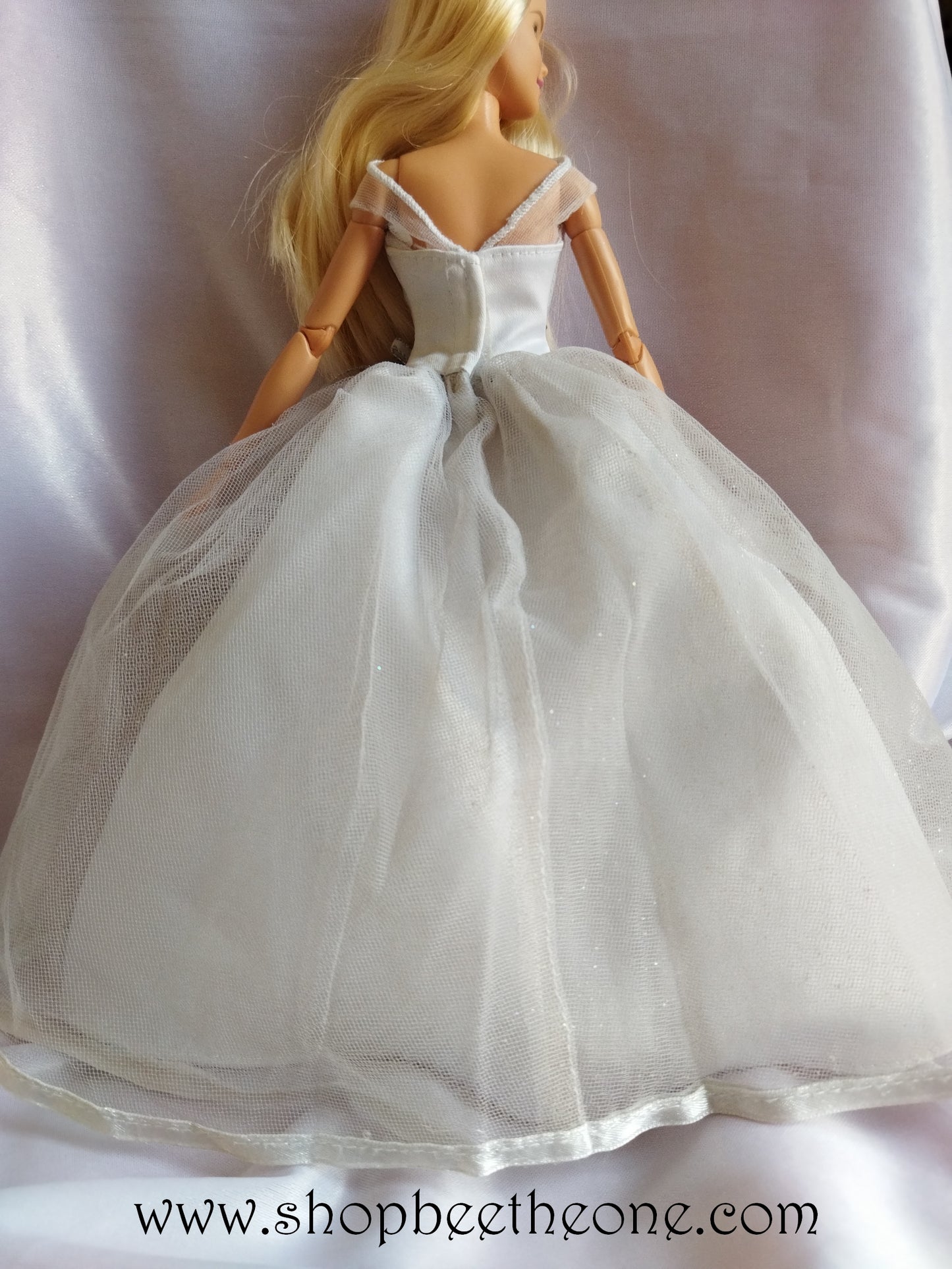 Barbie Jolie Mariée (Blushing bride) - Mattel 1999 - Vêtement