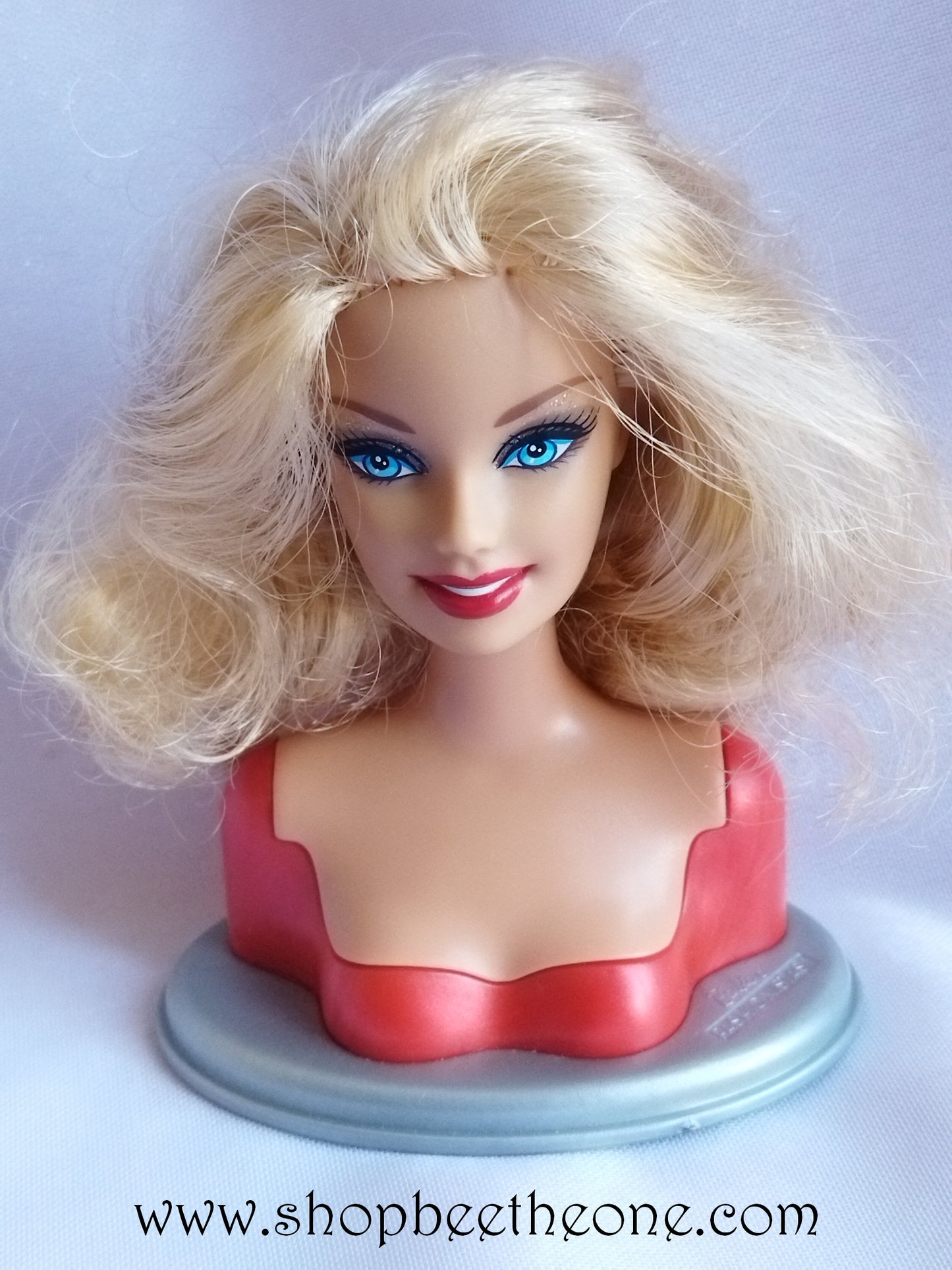 Barbie Fashionistas Swappin' Styles - Glam - Mattel 2010 - Tête et socle