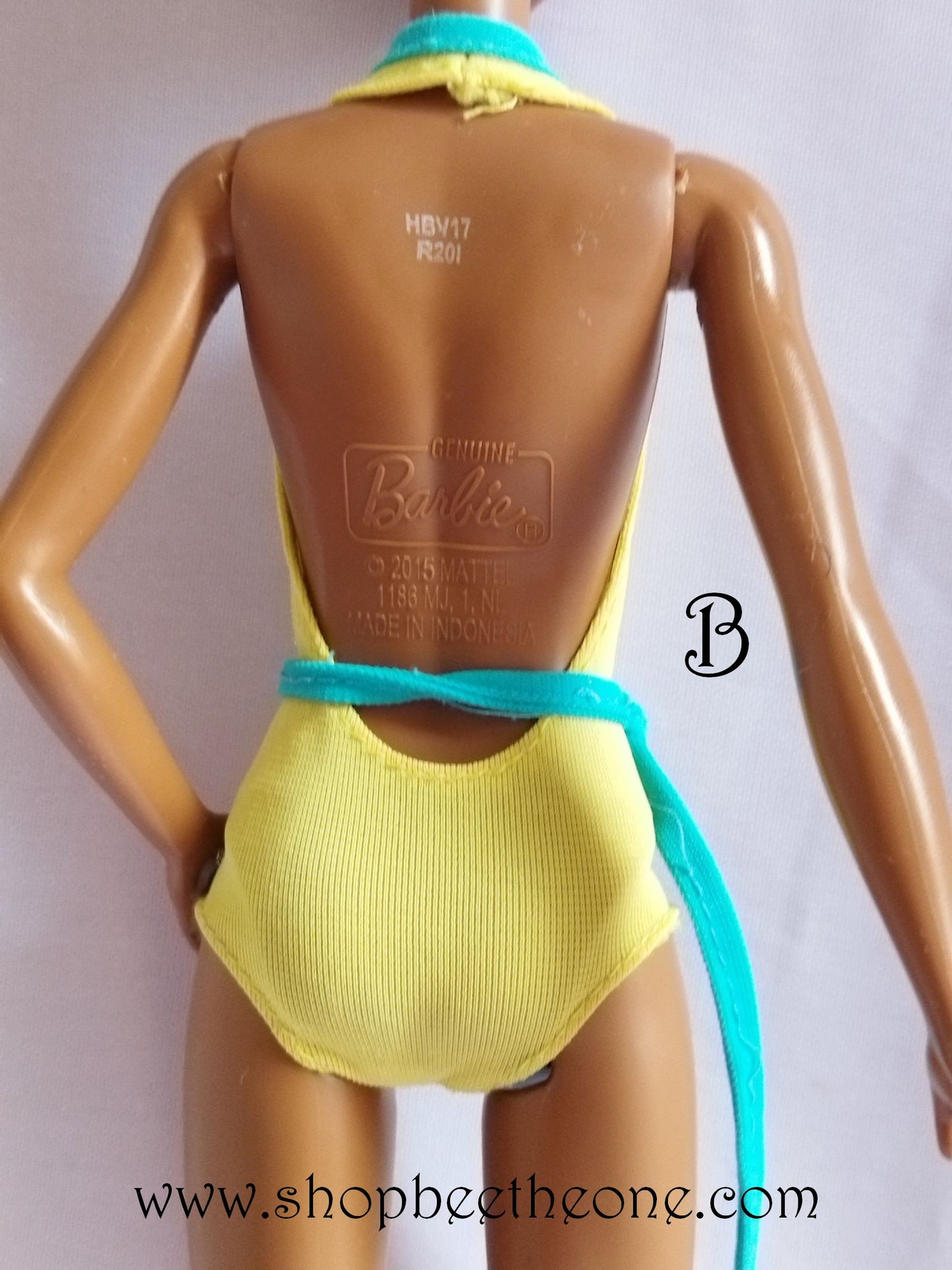 My First Barbie #1875 - Mattel 1980 - Vêtements