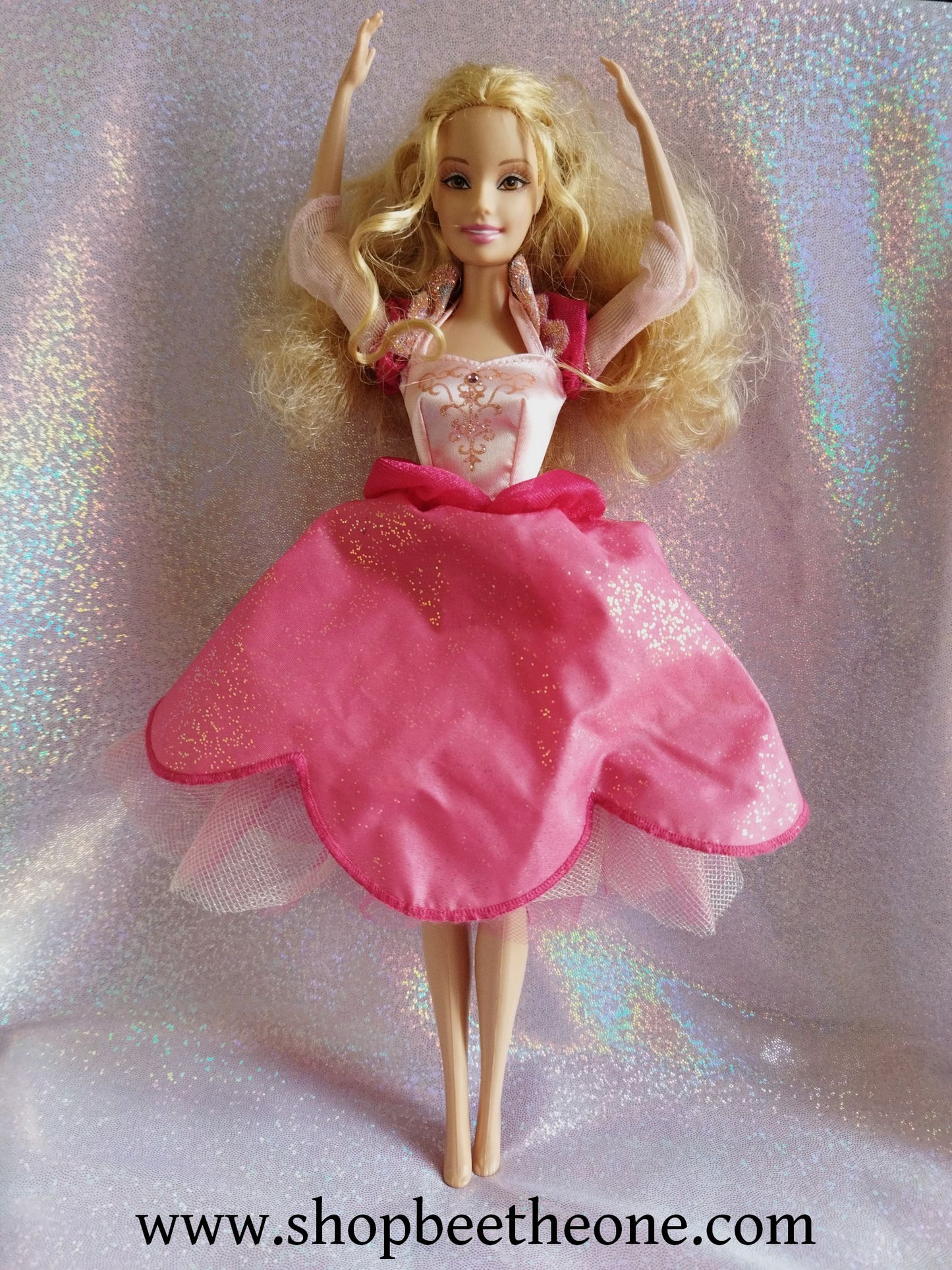 Barbie au Bal des 12 Princesses (Barbie and the 12 Dancing Princesses) - Princesse Genevieve et Twyla - Mattel 2006 - Poupée lumineuse