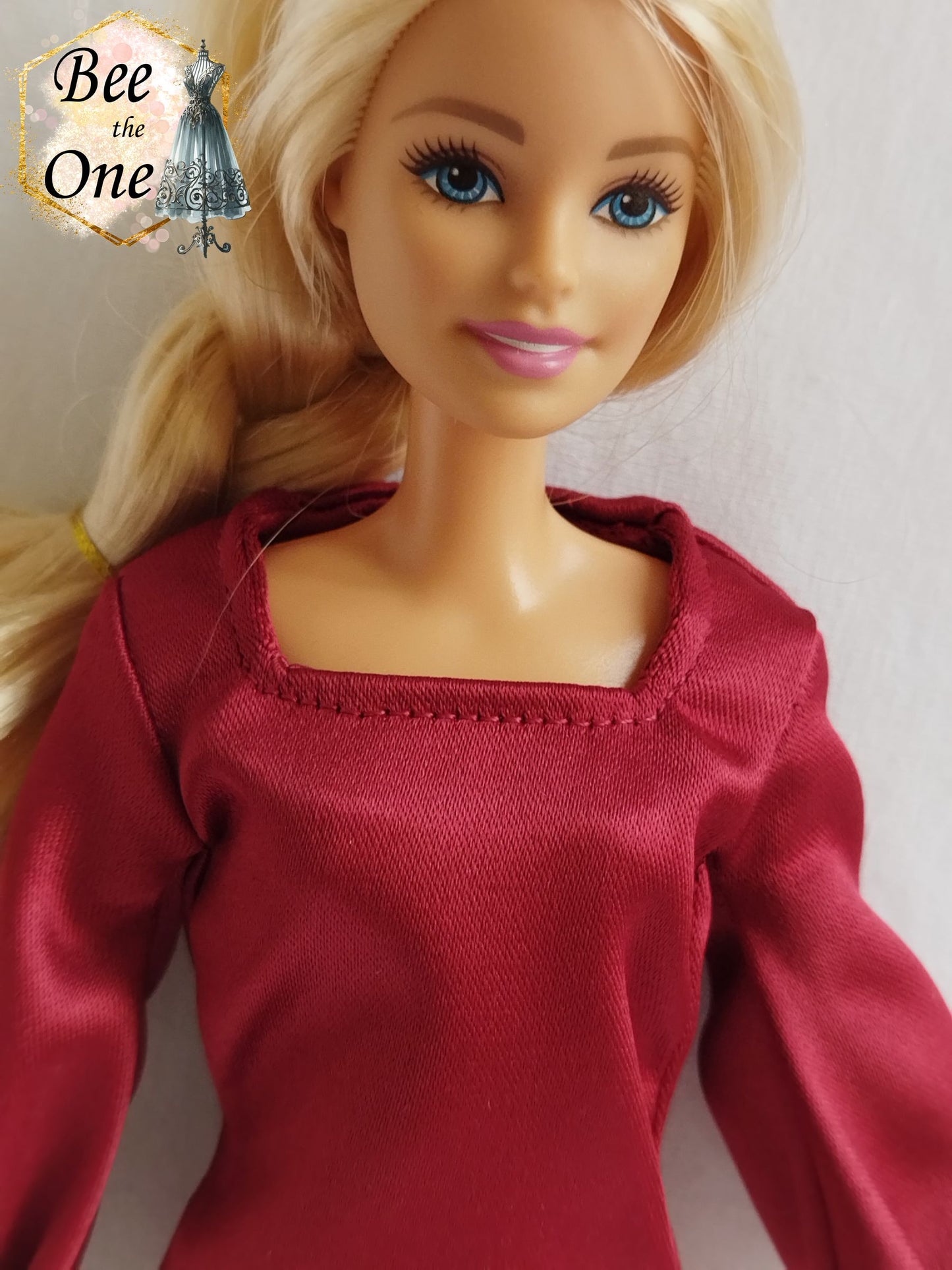 Body en satin "Noël au Château" pour poupées Barbie - Taille Classic - Collection Noël