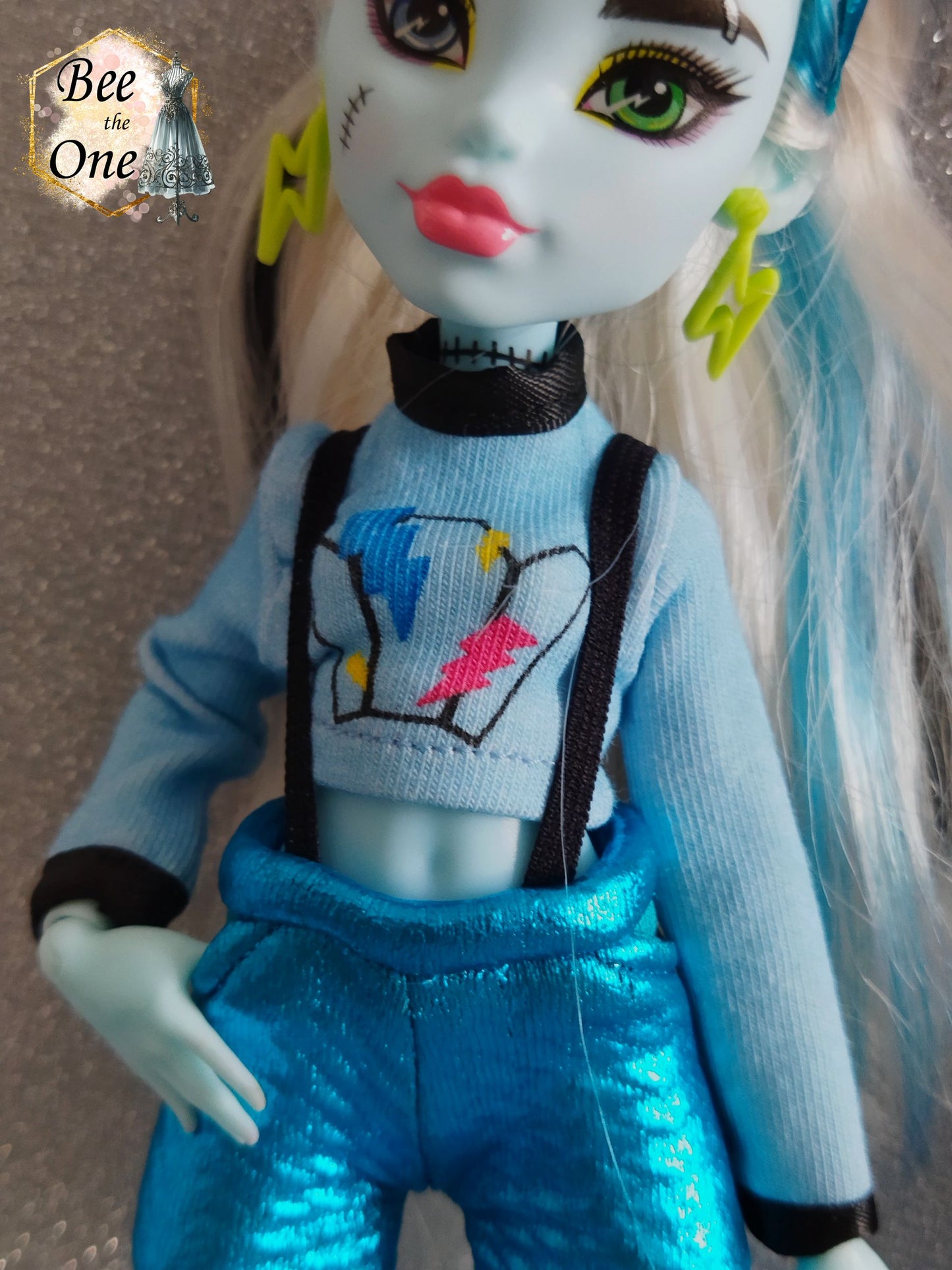 Fashion Pack Glitter Party - Bandeau + T-shirt + Pantalon pour poupées Monster High G3 - Edition Limitée - 2 modèles - Collection Glitter Party - par Bee the One