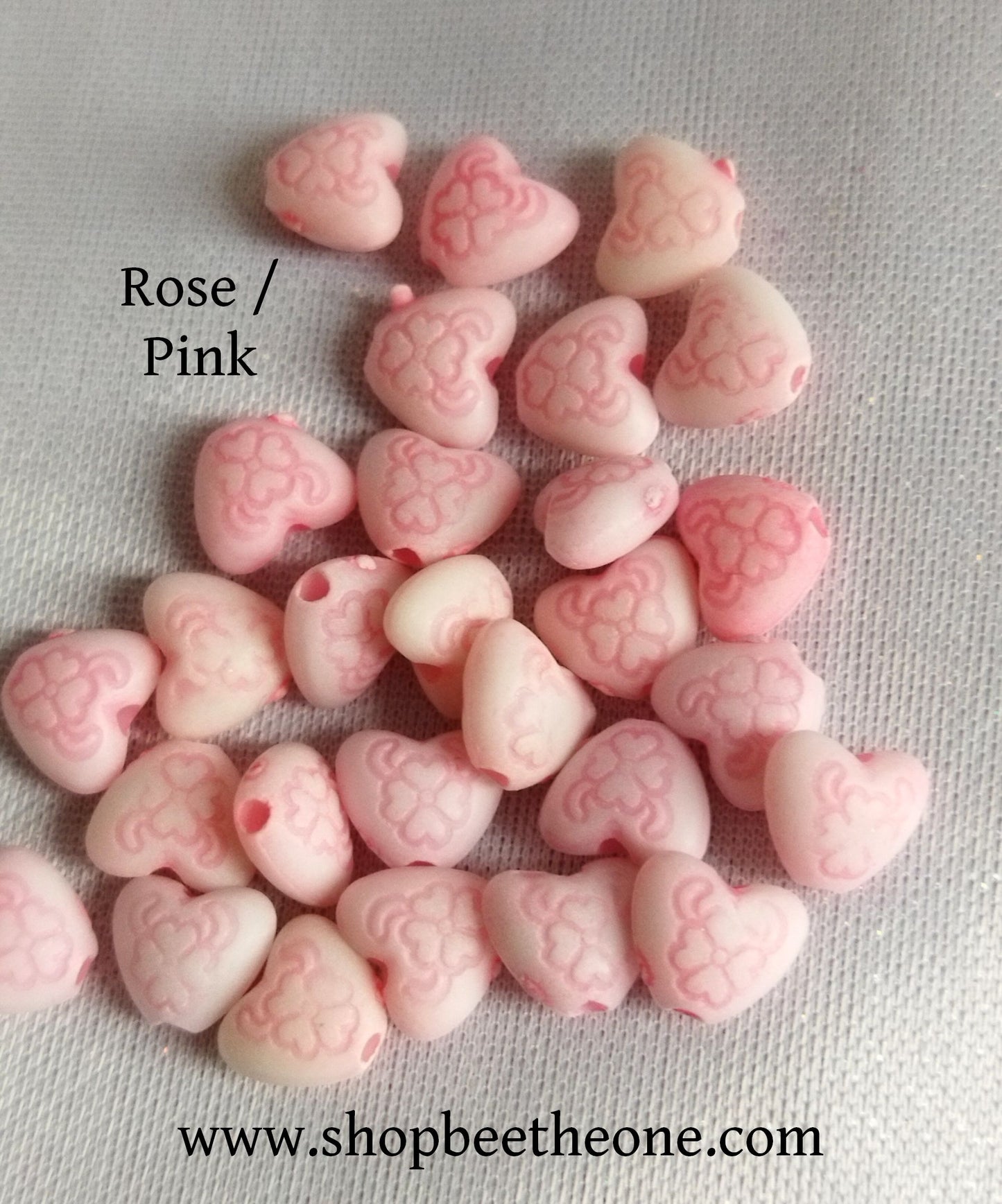 Perle mini coeur imprimé en résine - 7 mm - 9 coloris