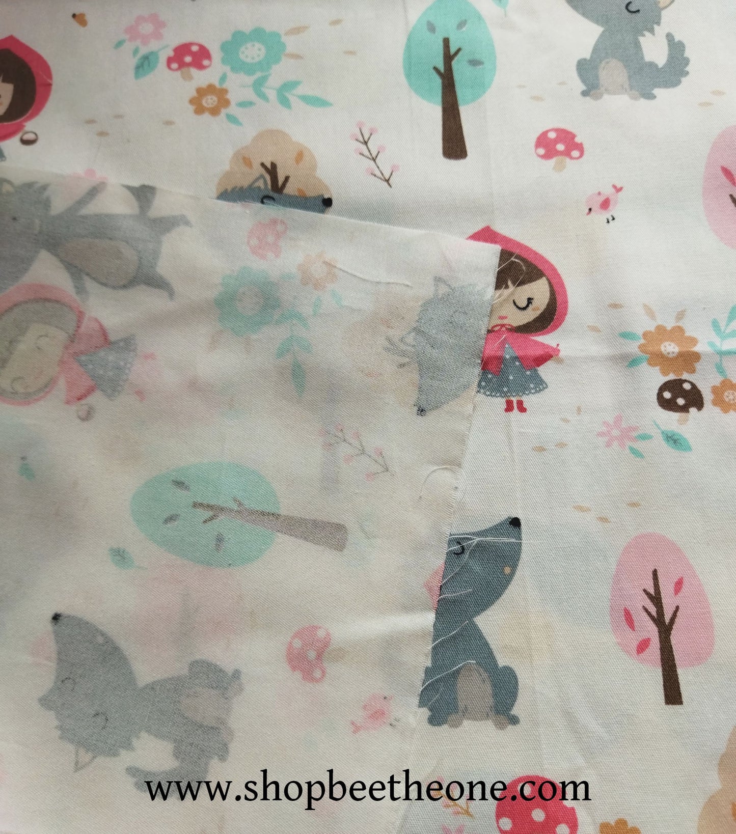 Coupon de twill coton "Le Petit Chaperon rouge" - 50 x 50 cm - multicolore