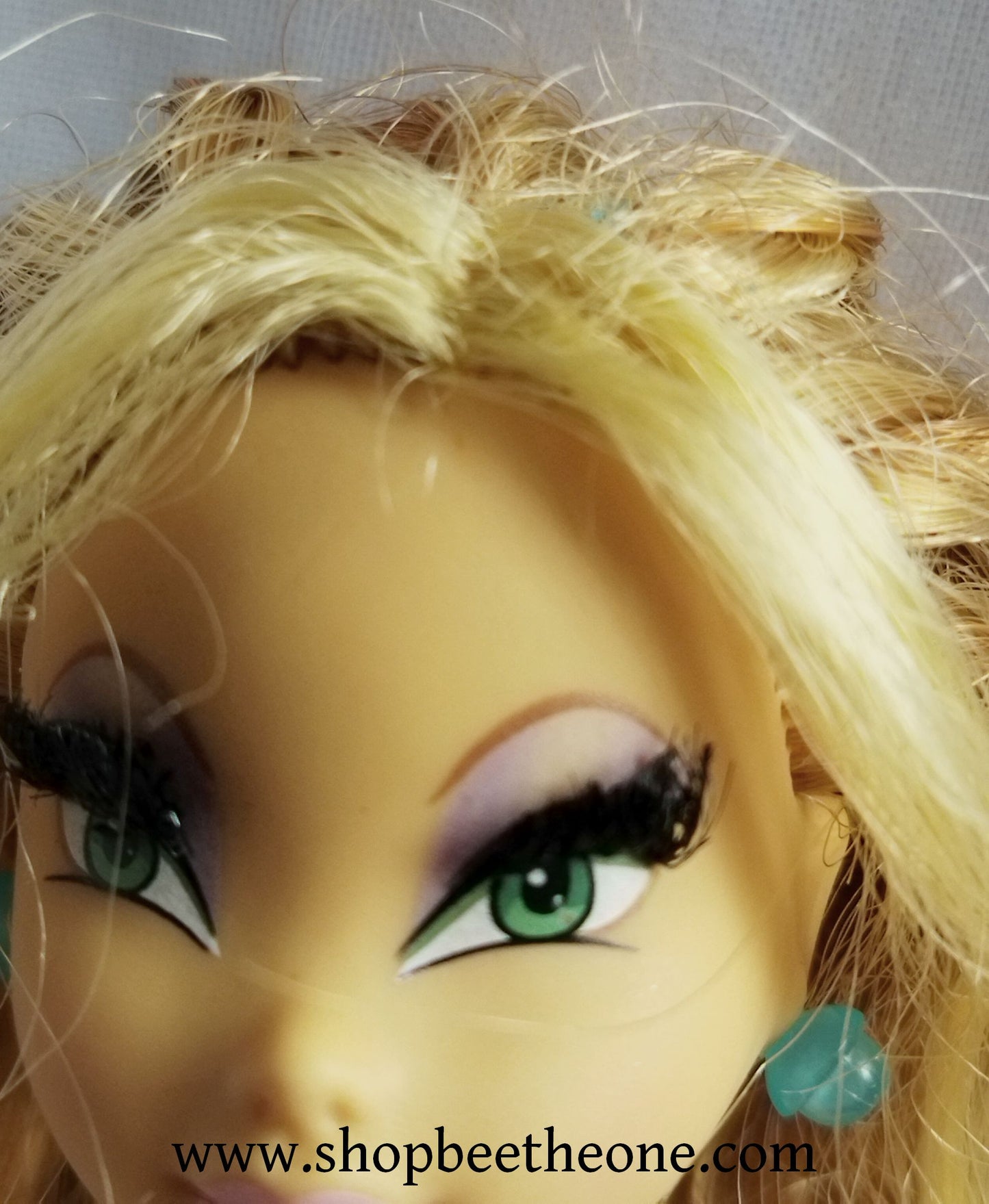 Flora Glam Magic - Mattel 2007 - Poupée - Vêtement