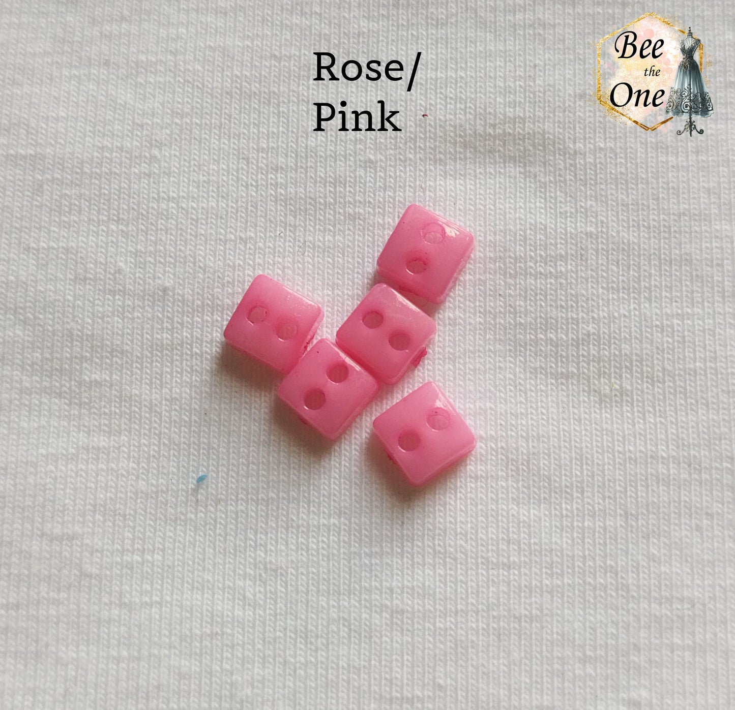 Mini Bouton Carré en plastique - 5 mm - 12 coloris disponibles