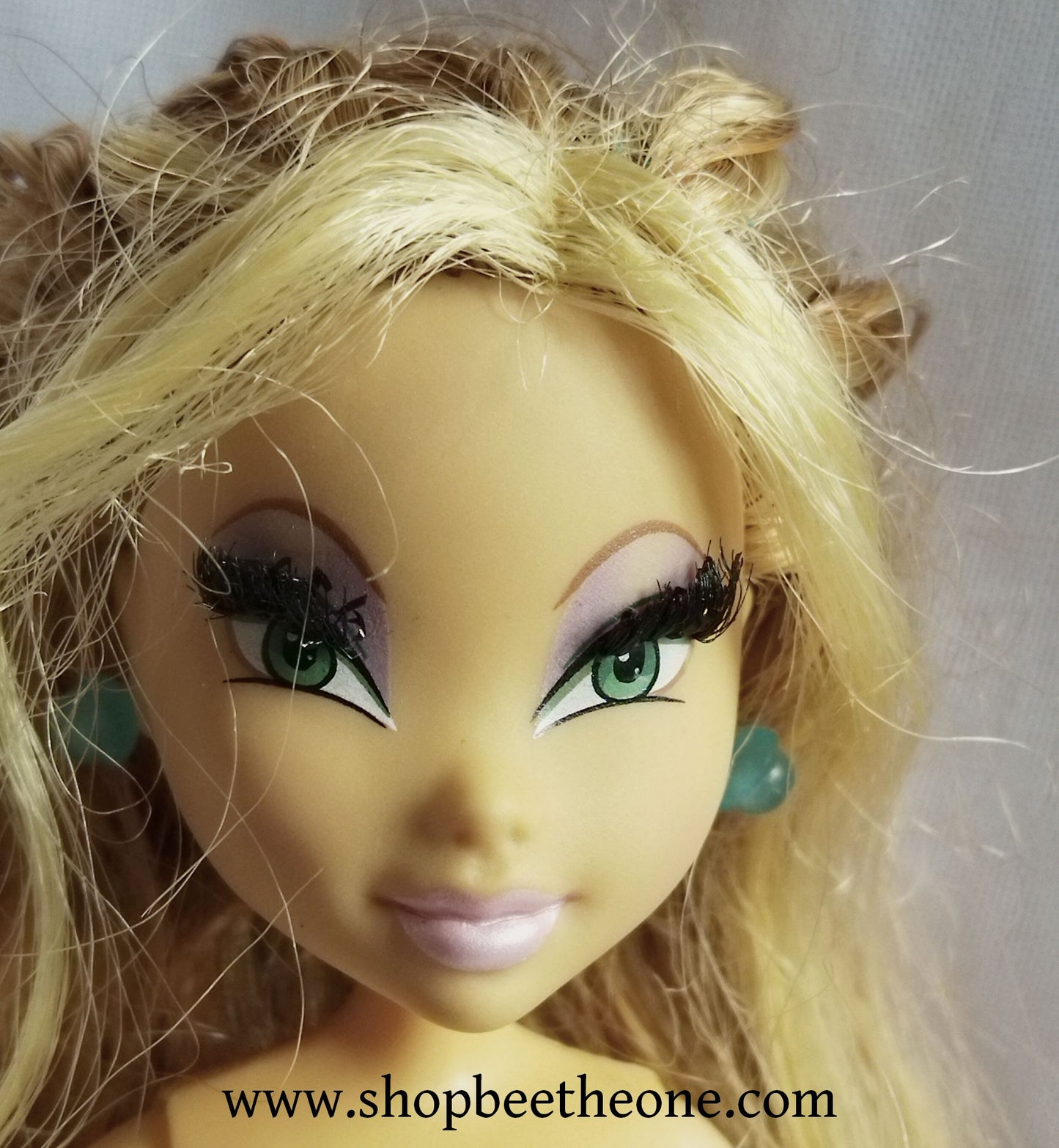 Flora Glam Magic - Mattel 2007 - Poupée - Vêtement
