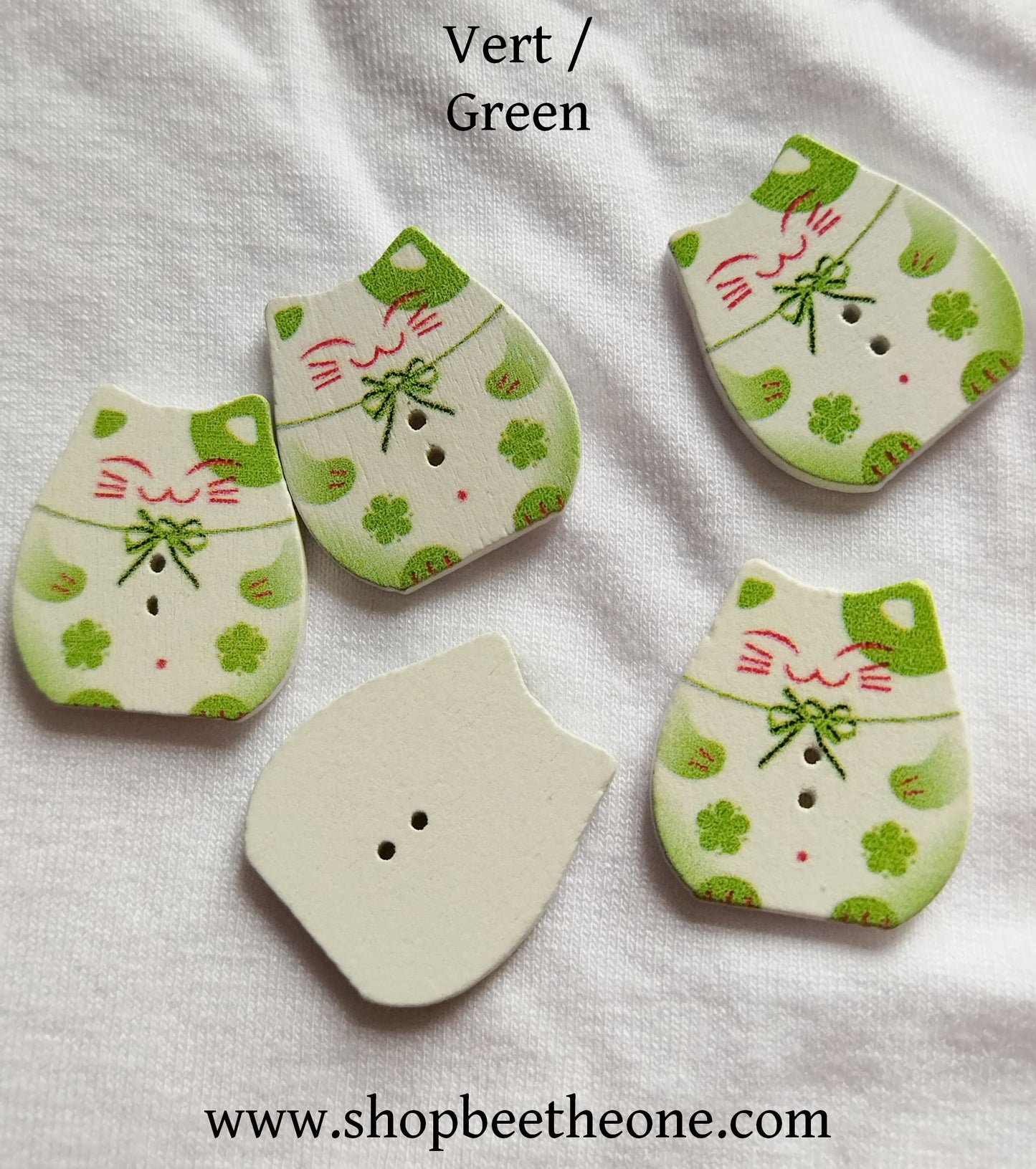 Bouton Chat porte-bonheur japonais "Maneki-neko" en bois - 25 mm - 8 coloris disponibles