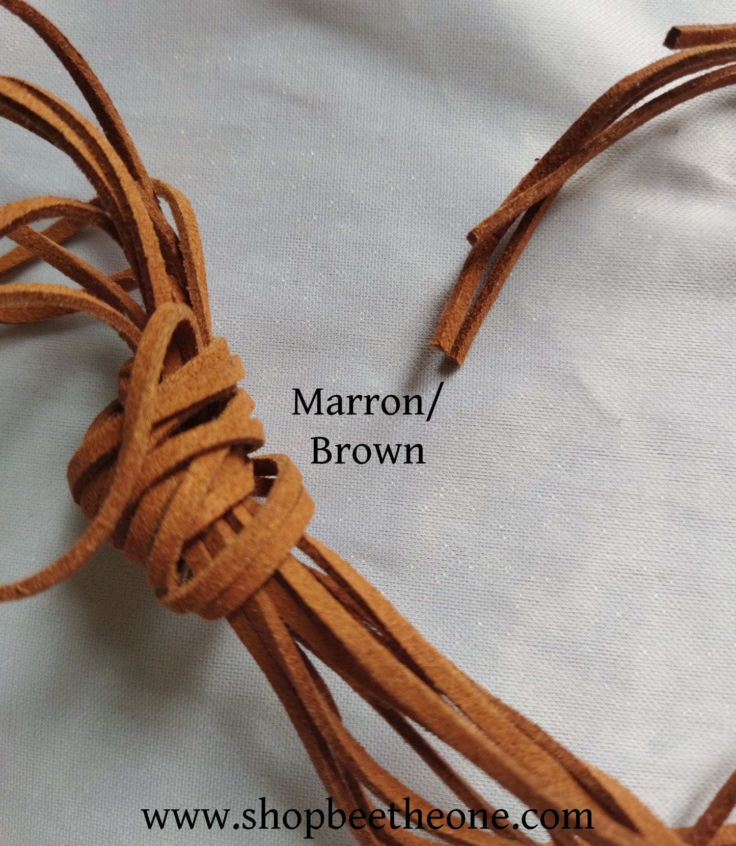Cordon de suédine - 2,5 mm x 1,5 mm x 95 cm - 8 coloris disponibles