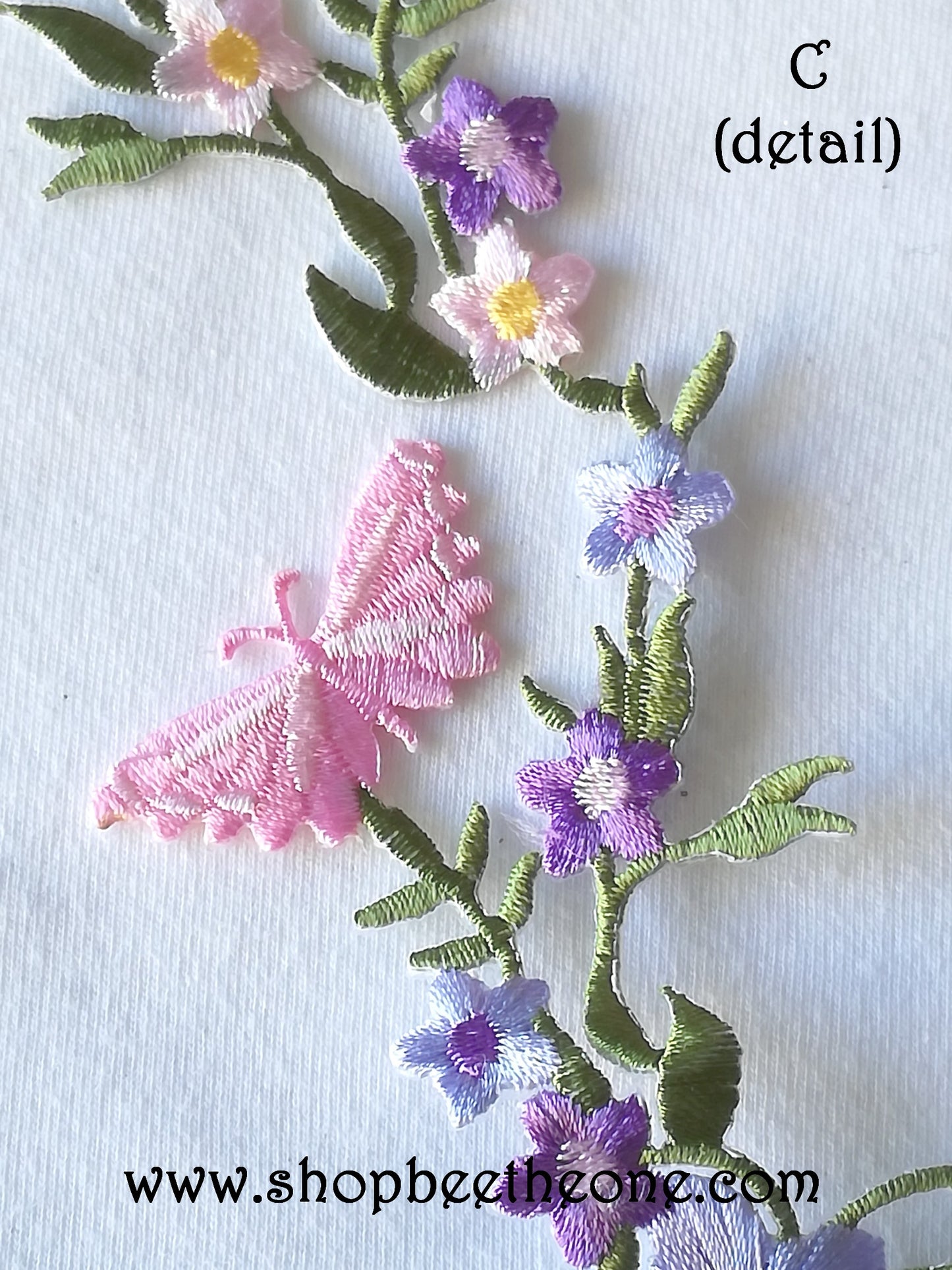 Maxi Applique broderie patch thermocollant Tige fleurie avec papillons 27 x 6,5 cm (à coudre ou repasser) - 5 coloris au choix