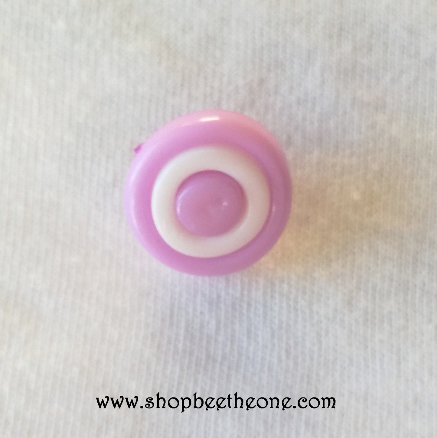 Bouton rond à queue en plastique anneau blanc - 13 mm - 19 coloris disponibles