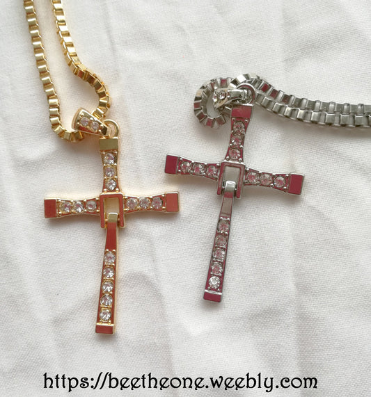 Collier Croix, inspiré par la saga Fast and Furious - 2 coloris