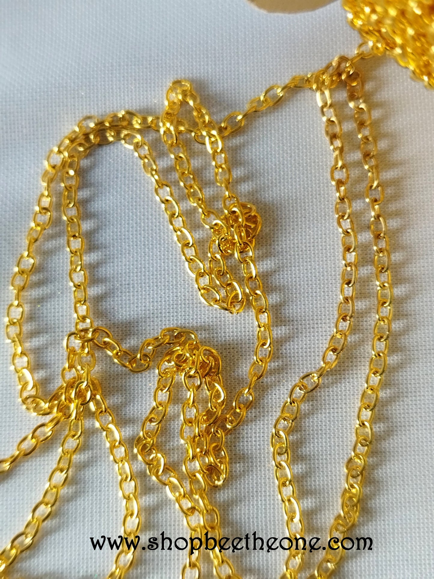 Chaîne à mailles en métal - 2,5 x 2 mm - au mètre - doré