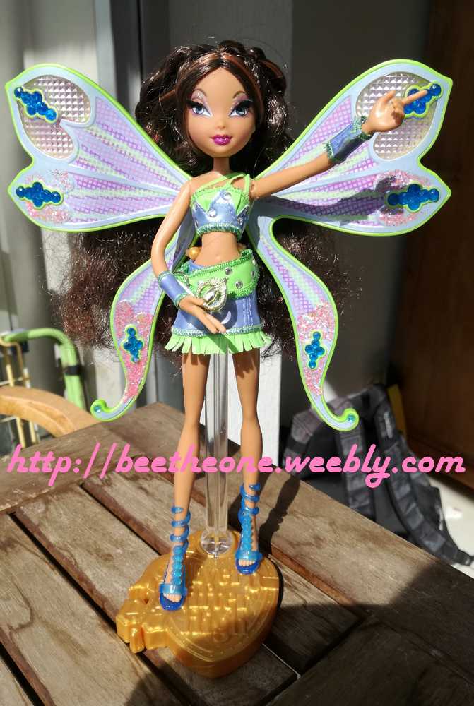Layla Sing and Sparkle - Mattel 2008 - Poupée - Vêtements - Chaussures - Accessoires