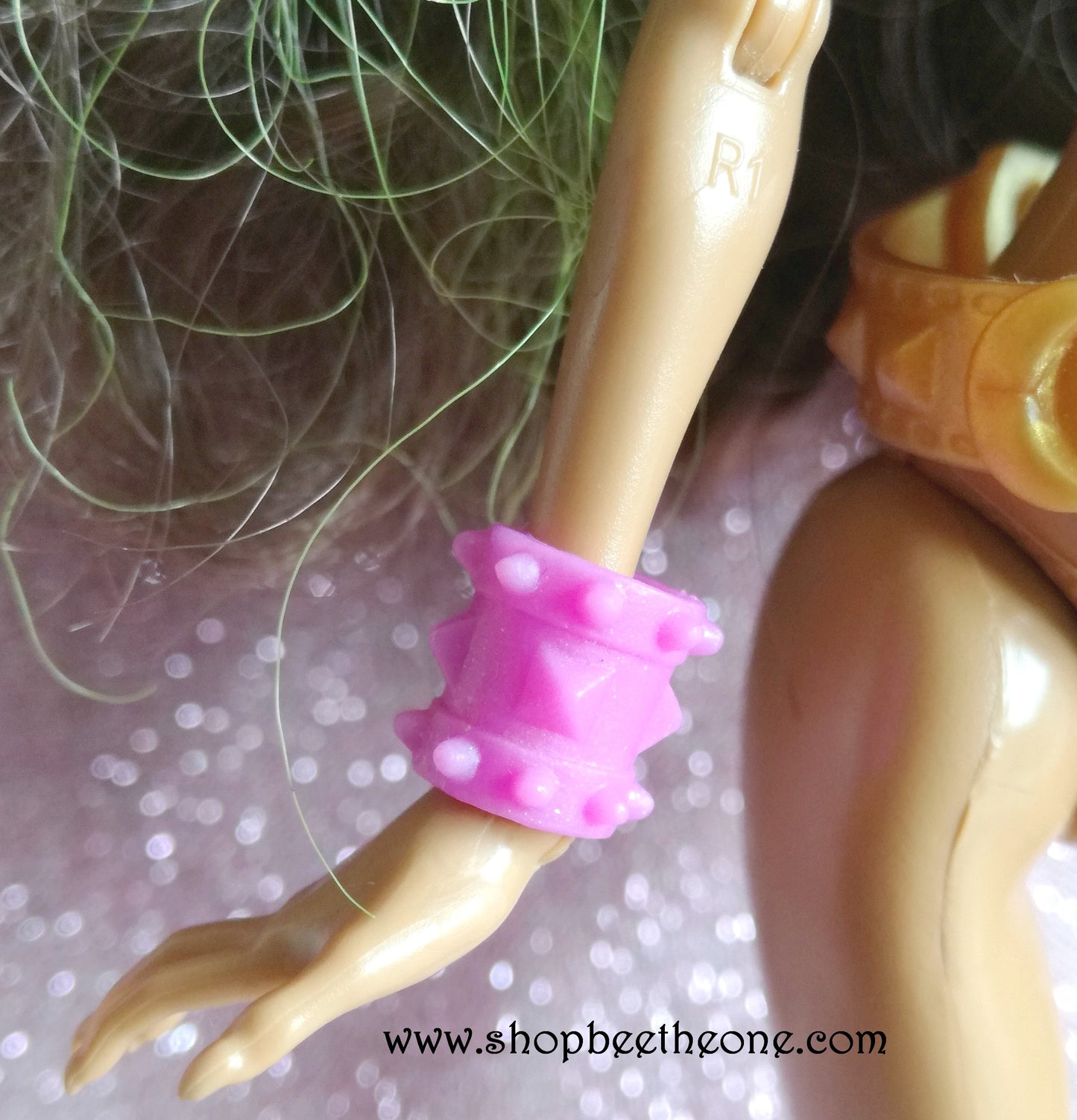 Clawdeen Wolf "Wonder Wolf" Power Ghoul- Mattel 2013 - Poupée - Chaussures - Accessoires