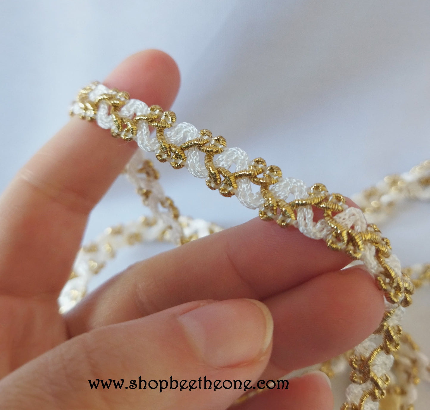 Ruban Dentelle tressée - 9 mm x 1 m - Blanc et or