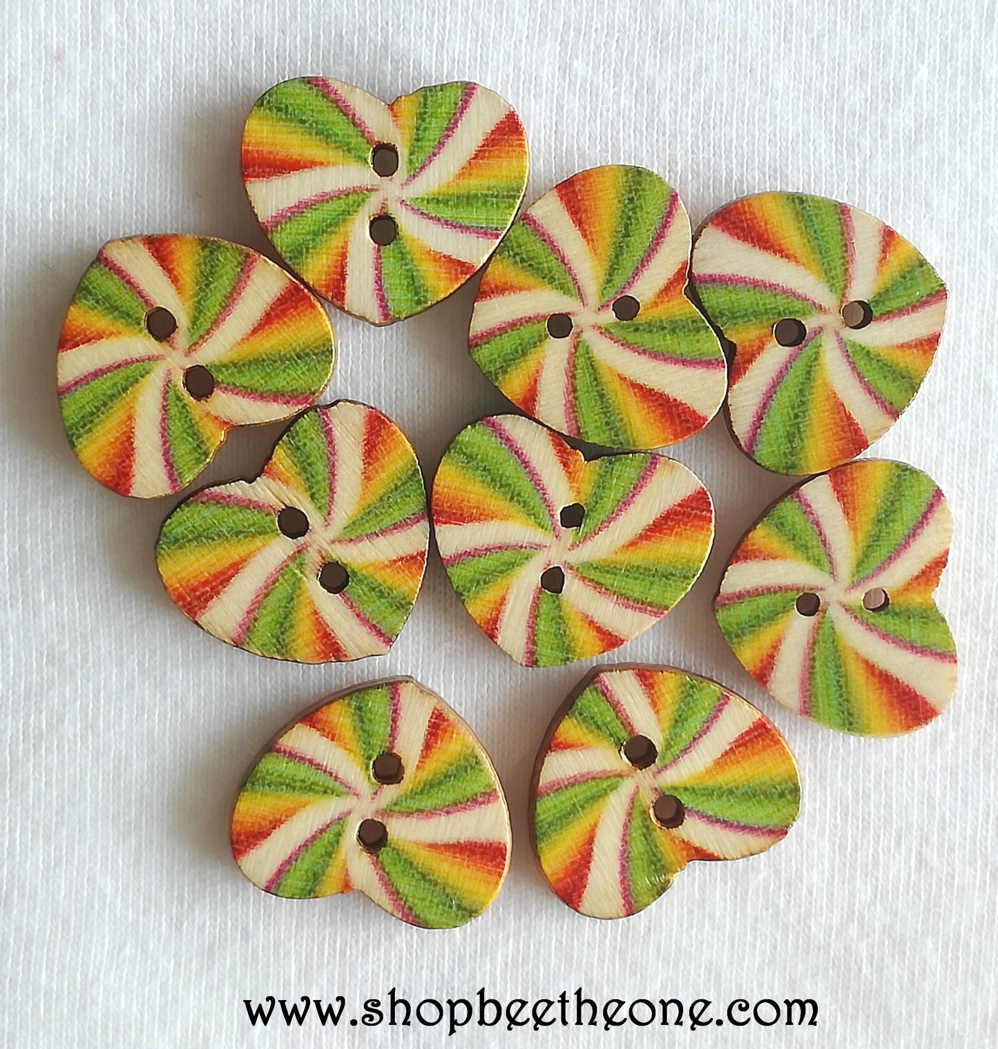 Bouton Petit Coeur "Formes géométriques" en bois façon vintage - 17 mm - 3 modèles