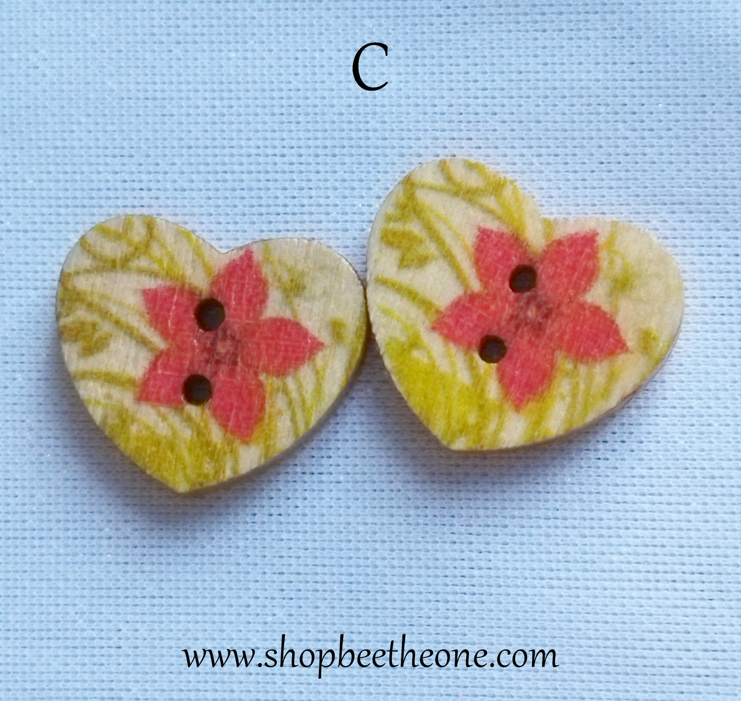 Bouton Petit Coeur "Fleurs roses et rouges" en bois façon vintage - 17 mm - 13 modèles