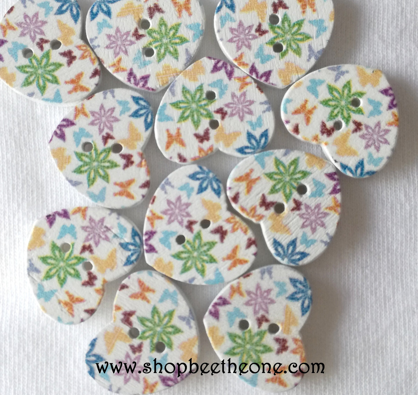 Bouton Petit Coeur "Fleurs multicolores" en bois - 17 mm - 4 modèles