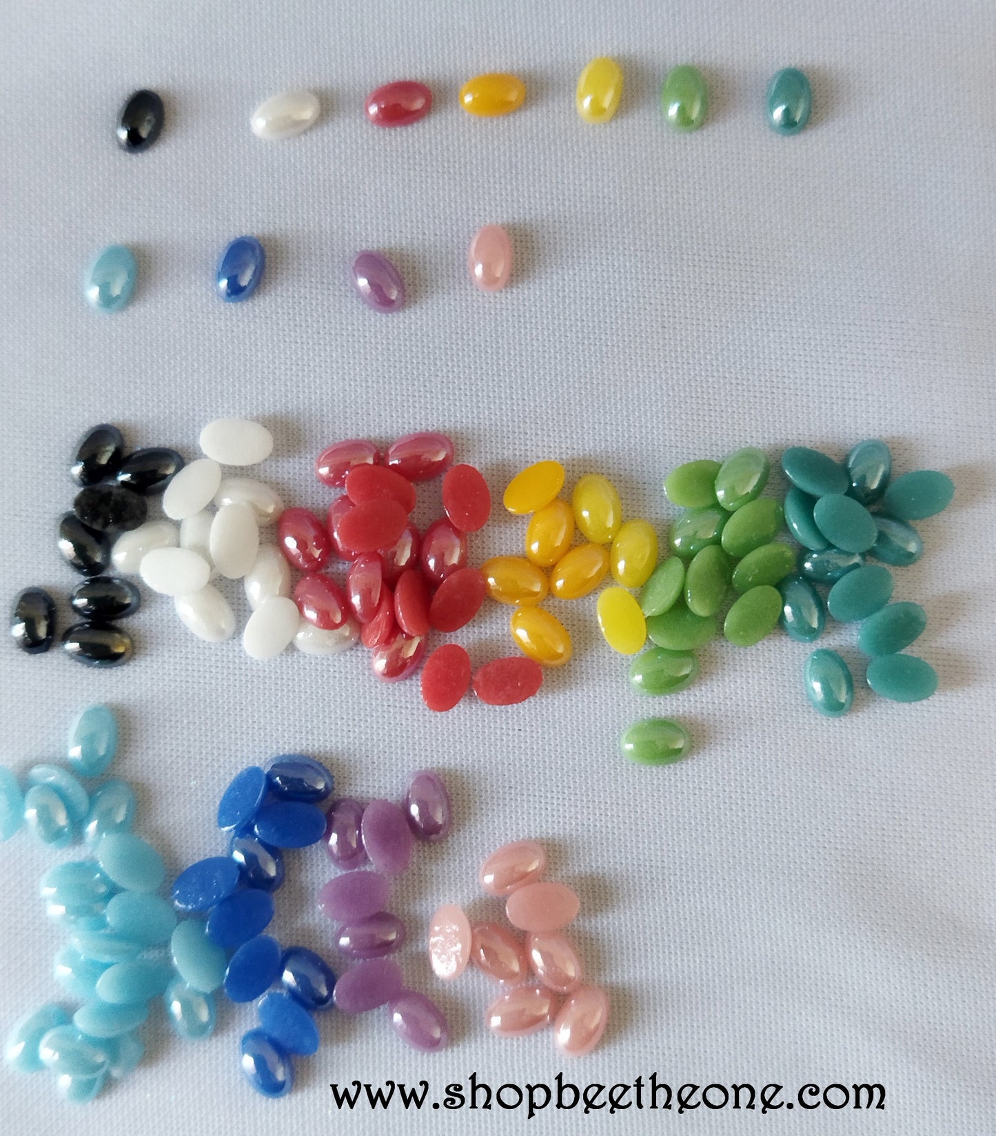 Cabochon strass demi-perle ovale à coller - 6 x 4 mm - 11 coloris