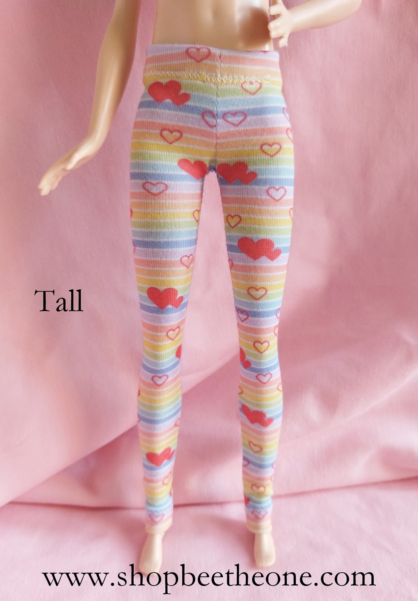 Pantalon collant leggings long motif rayures arc-en-ciel et coeurs pour poupées Barbie - 4 tailles - Collection Basics - par Bee the One