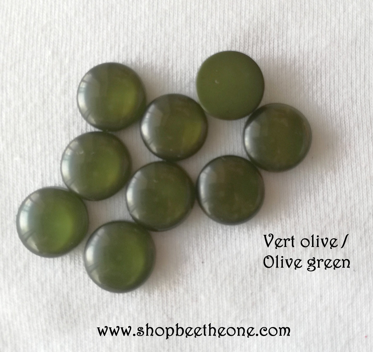 Cabochon rond oeil de chat à dos plat - 12 mm - 14 coloris