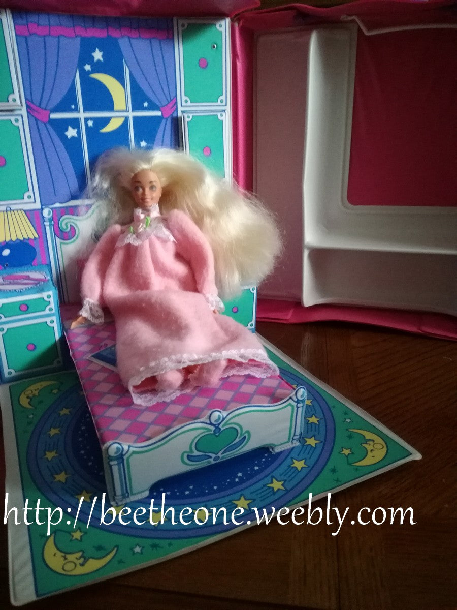 Barbie Douce Nuit (Bedtime) - Mattel 1993 - Poupée - Vêtement - Accessoire