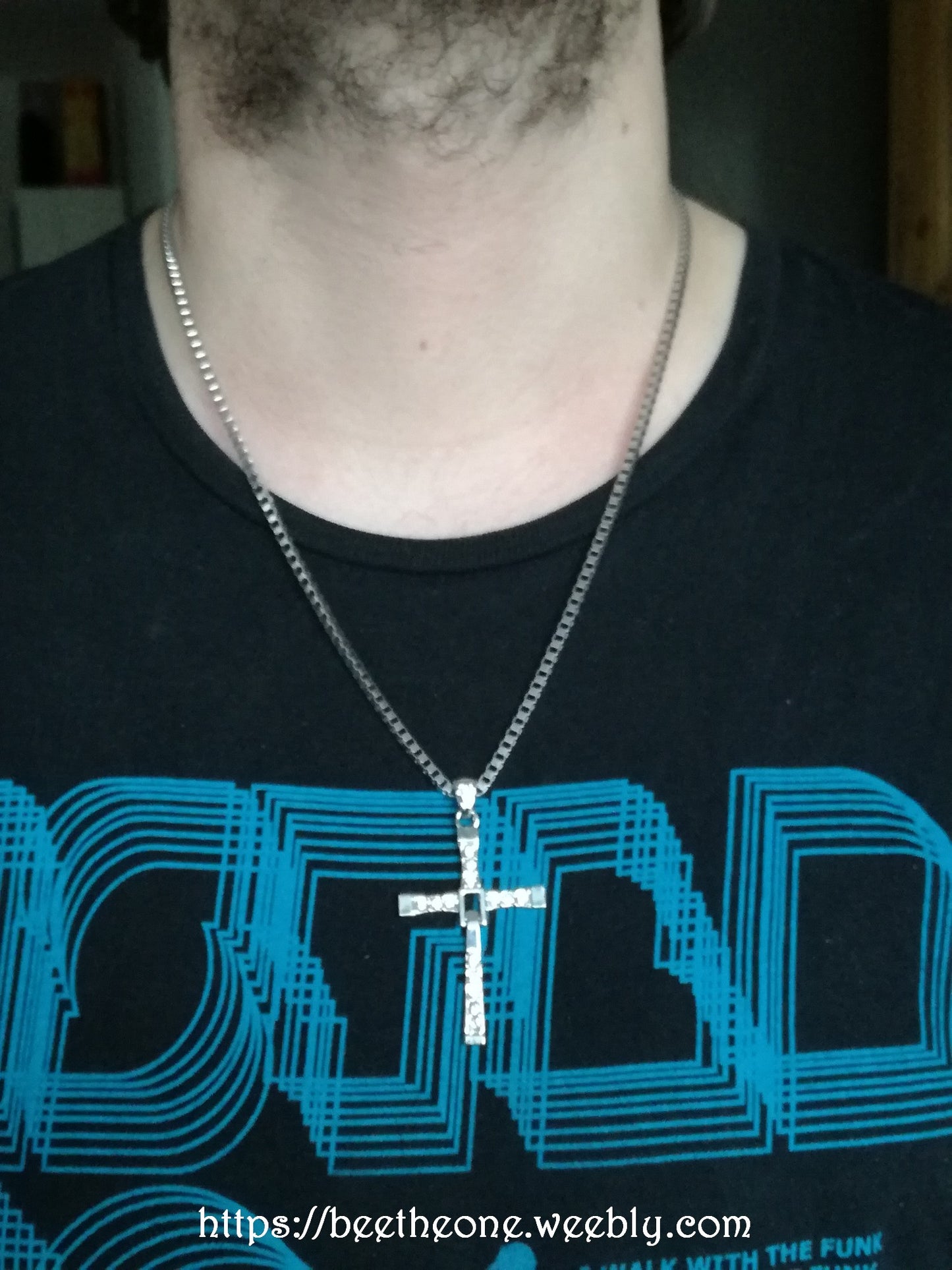 Collier Croix, inspiré par la saga Fast and Furious - 2 coloris