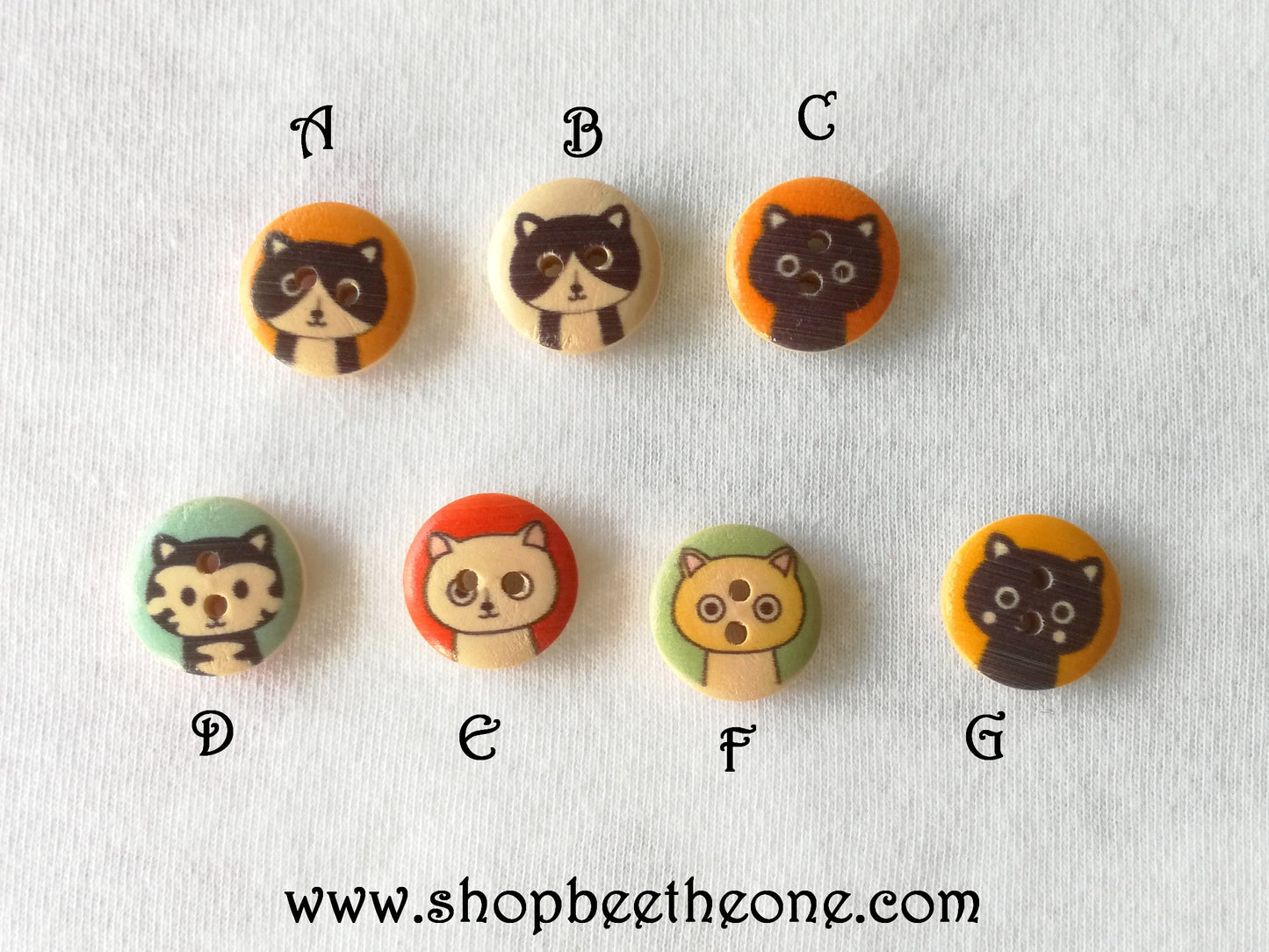 Bouton rond "Petit Chat" en bois - 15 mm - 7 coloris disponibles