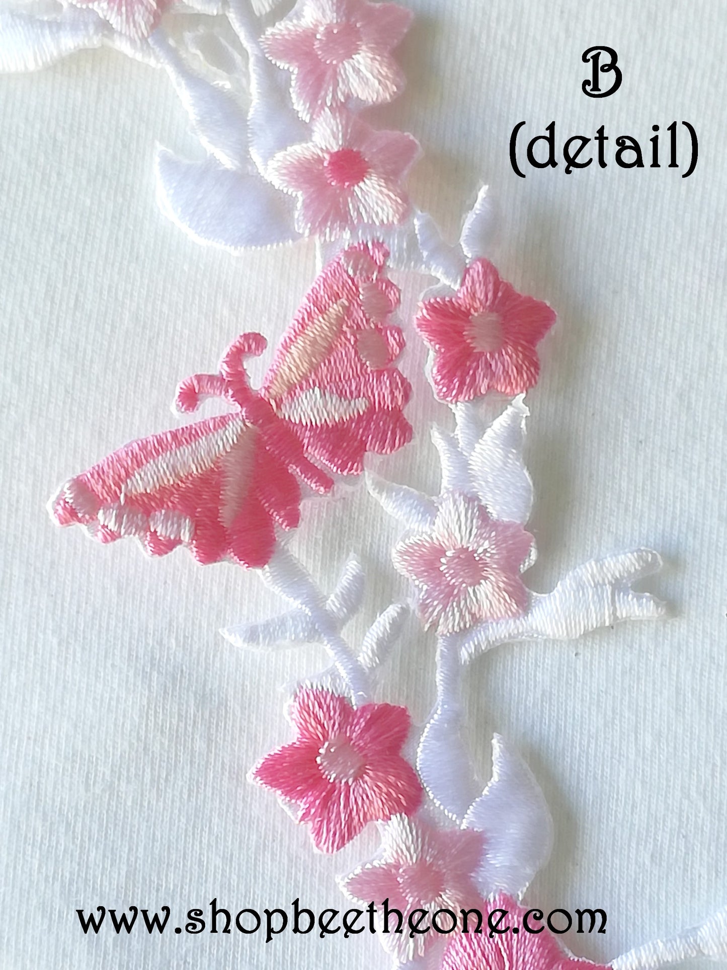 Maxi Applique broderie patch thermocollant Tige fleurie avec papillons 27 x 6,5 cm (à coudre ou repasser) - 5 coloris au choix