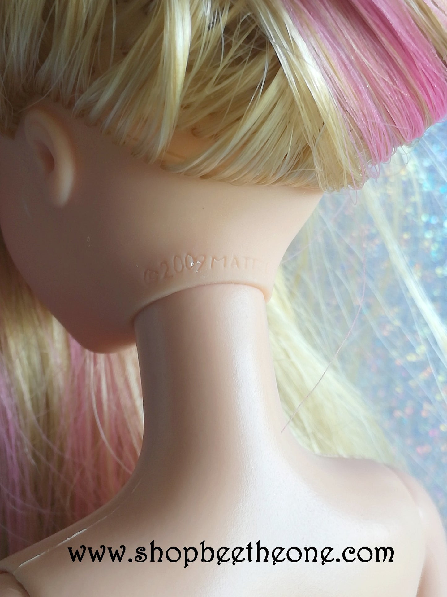 Raiponce Color and style - Mattel 2010 - Poupée (avec cheveux qui changent de couleur) - Vêtement