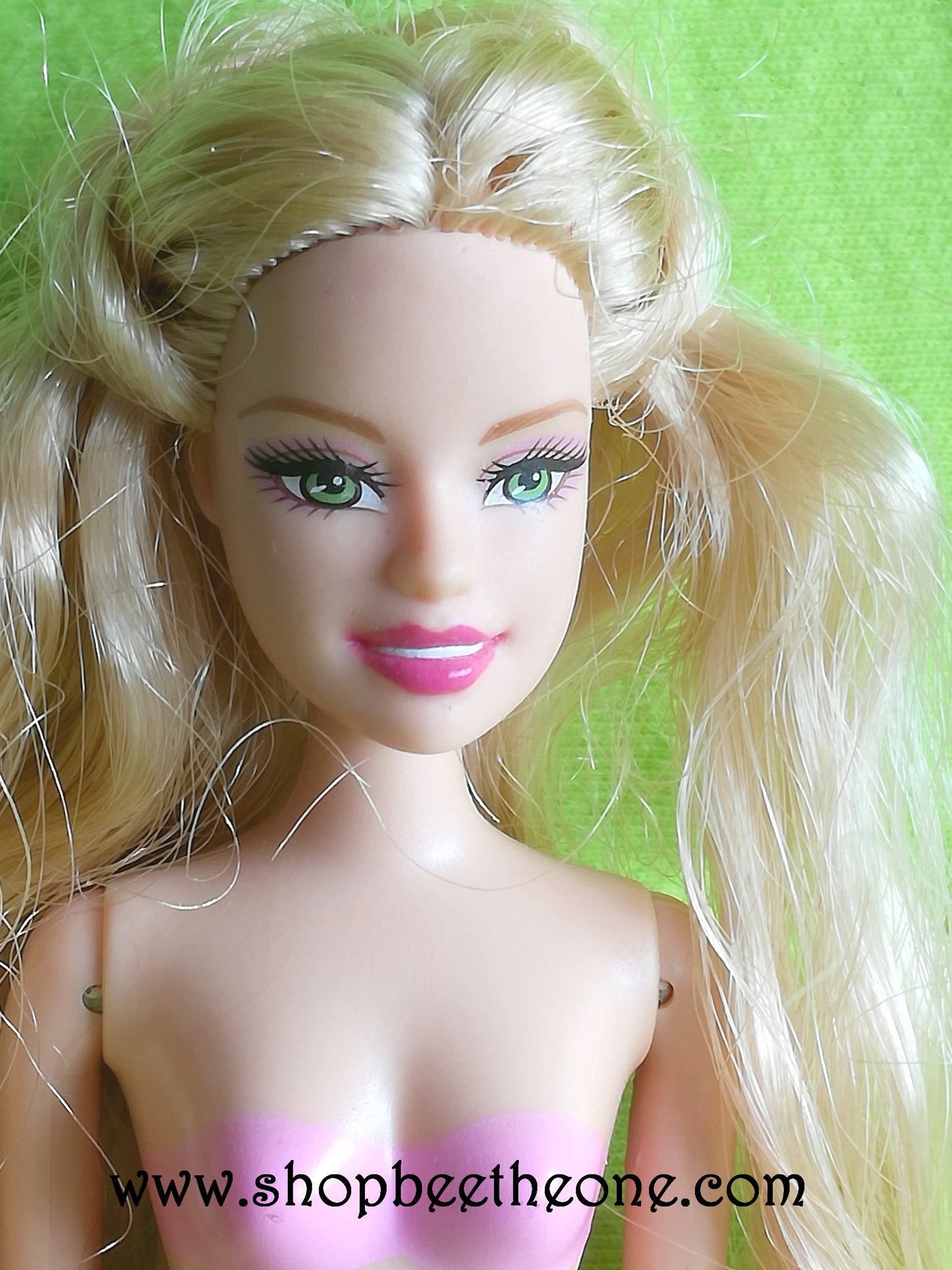 Barbie Princesse Clara Mini Kingdom L2719 - Mattel 2006 - Mini Poupée - Vêtements