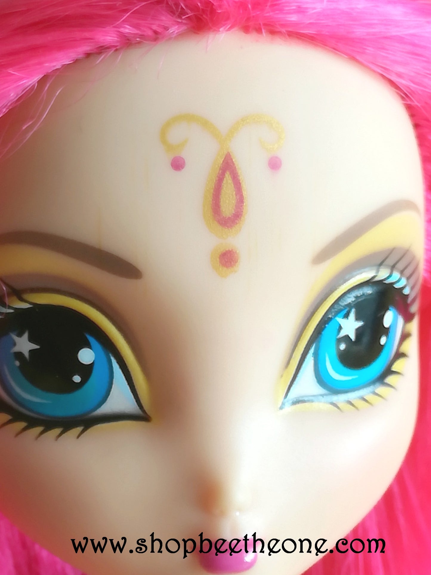 La Dee Da dolls Dee Bollywood Bright Runway Vacay- Spin Master 2012 - Poupée