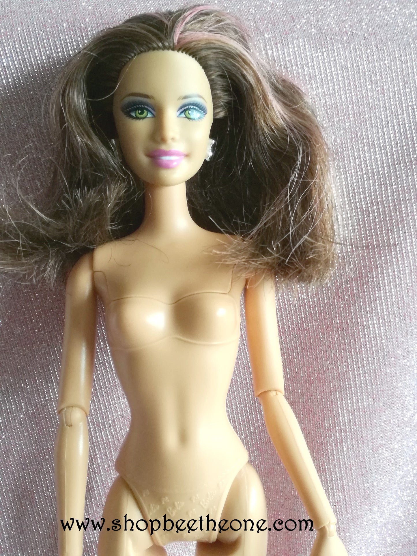 Barbie Fashionistas Swappin' Styles - Sassy - Mattel 2011 - Poupée nue
