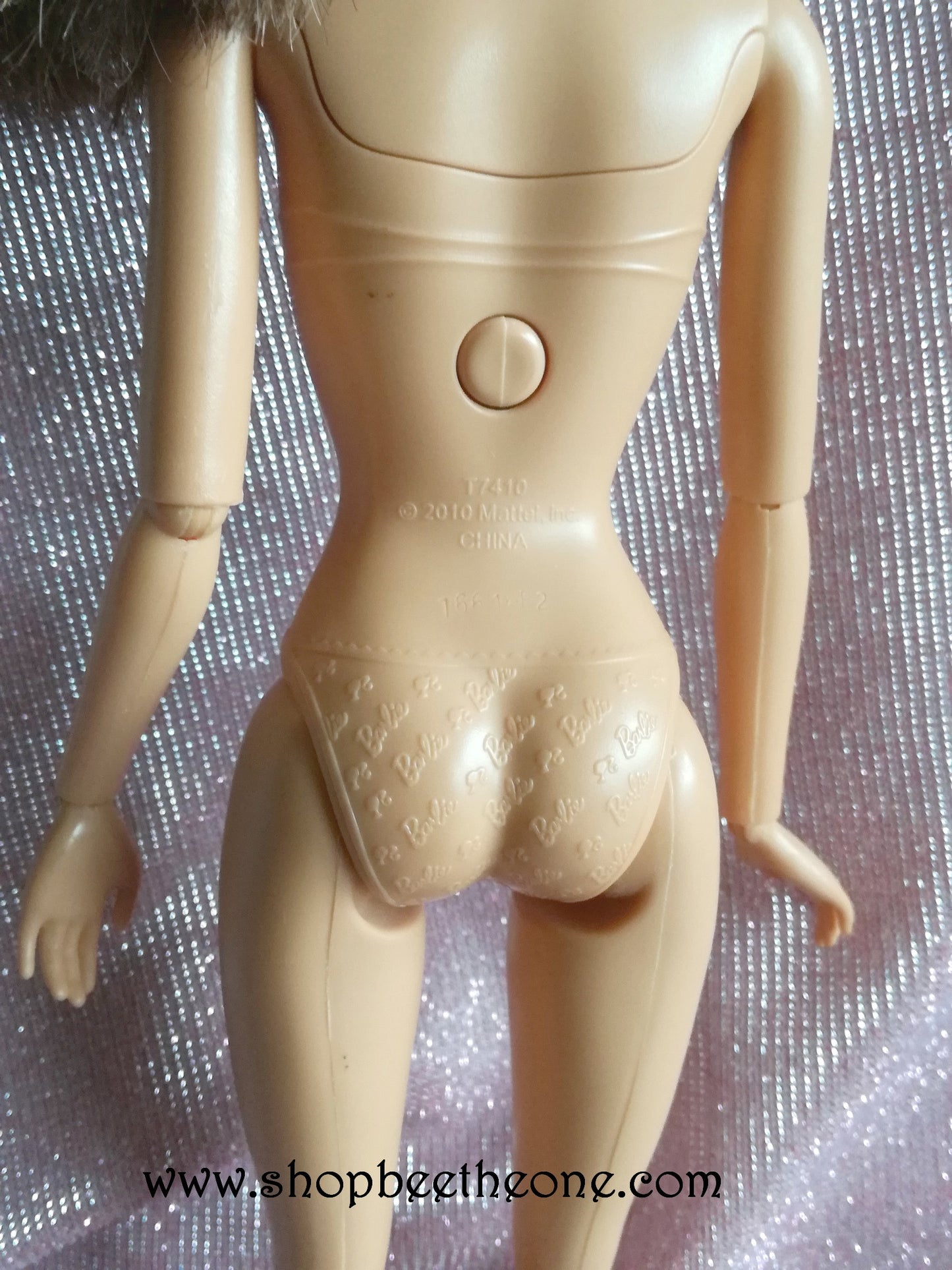 Barbie Fashionistas Swappin' Styles - Sassy - Mattel 2011 - Poupée nue