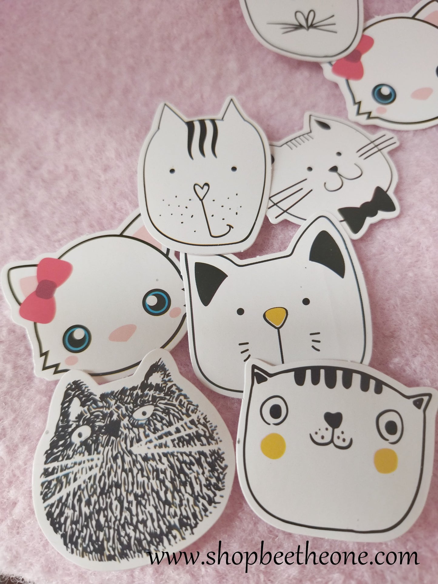 Lot de 13 Stickers autocollant "Tête de Chat" sur papier glacé - prix réduit