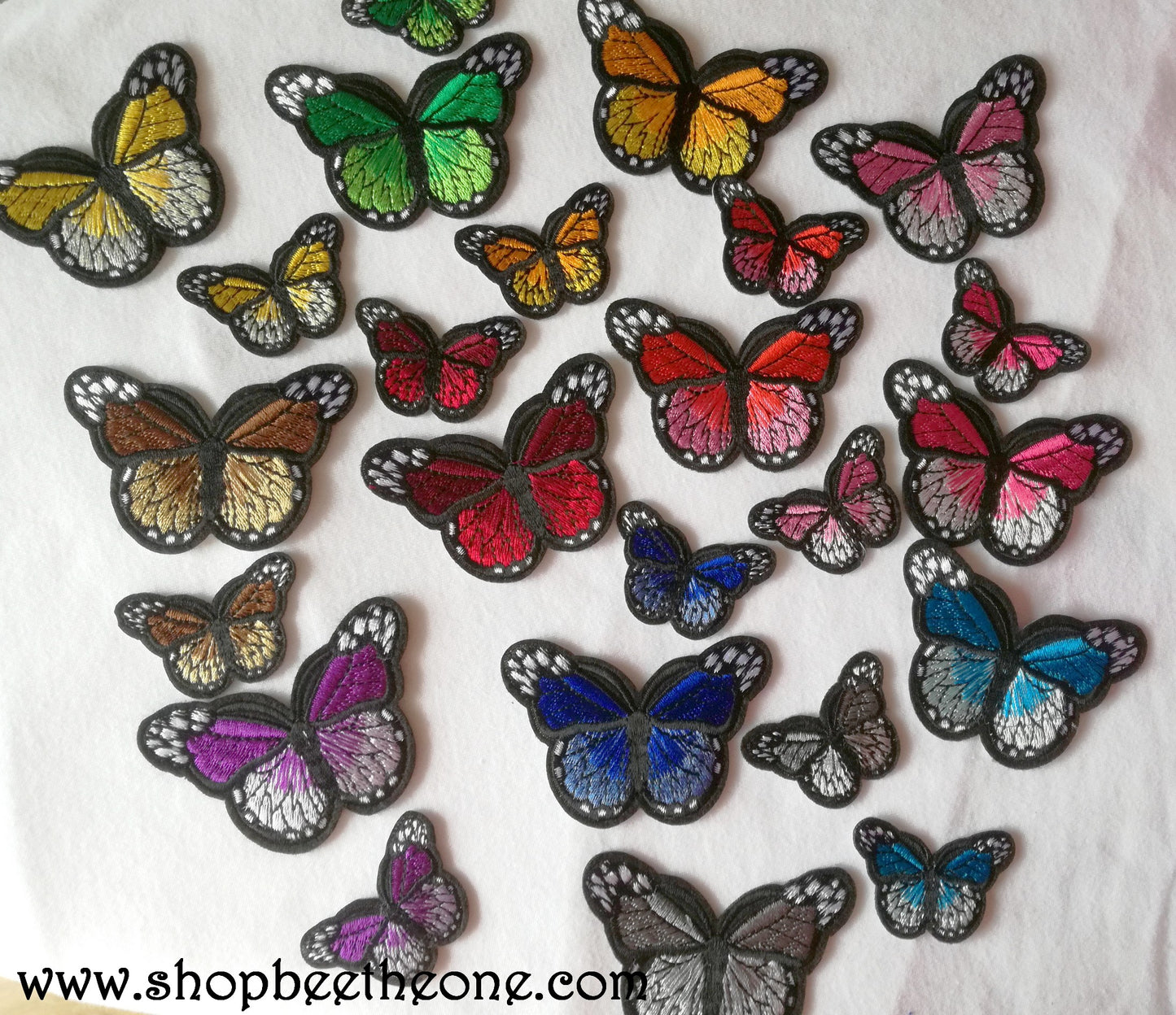 Applique écusson patch thermocollant Papillon monarque dégradé (à coudre ou repasser) - 2 tailles - 12 coloris